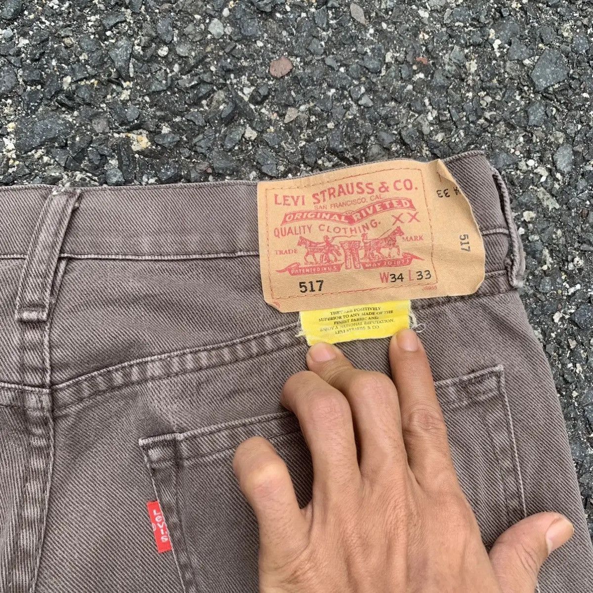 Levi's LEVI’S 517 JEANS TROUSERS LEVIS FLARE FADED PANTS Size US 32 / EU 48 - 11 Thumbnail