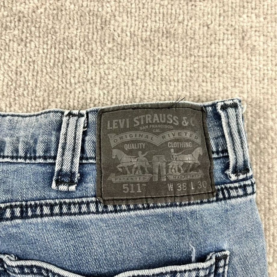 Levi's LEVI'S 511 Jeans Mens 36x29 Straight Leg Medium Blue Denim Workwear Classic Size US 36 / EU 52 - 3 Thumbnail