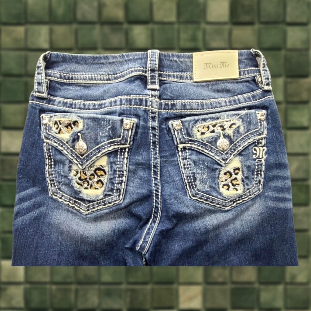 Miss Me Miss Me Jeans Womens 26x26 Boot Cut Mid Rise Embroidered Rhinestone Denim Blue 5-Pocket Country Western Cowgirl Womens Jeans Size 28" / US 6 / IT 42 - 1 Thumbnail