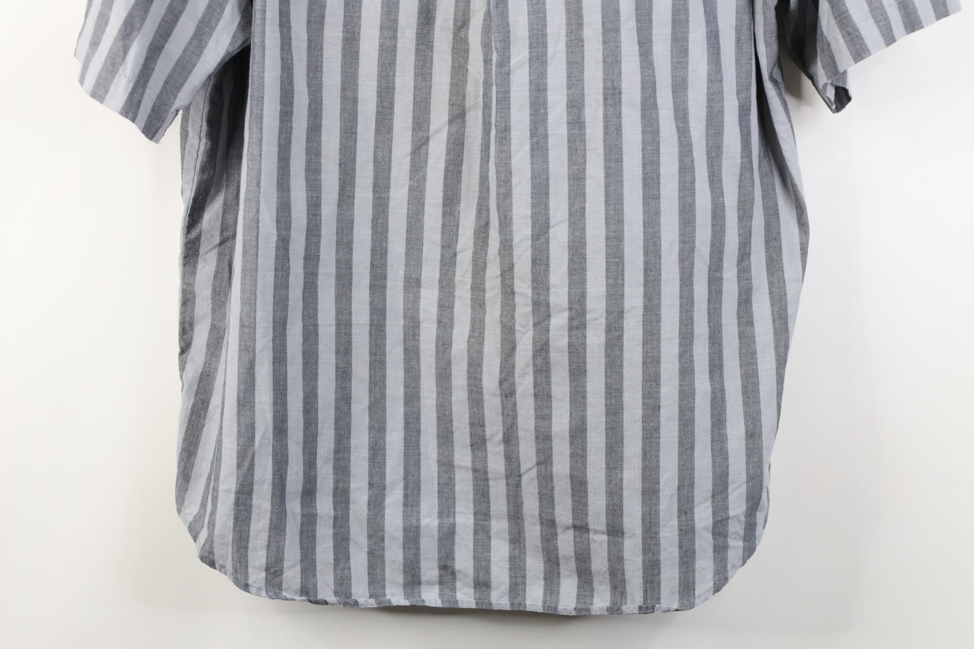 Vintage Vintage 90s Streetwear Block Short Sleeve Button Down Shirt Size US L / EU 52-54 / 3 - 12 Thumbnail