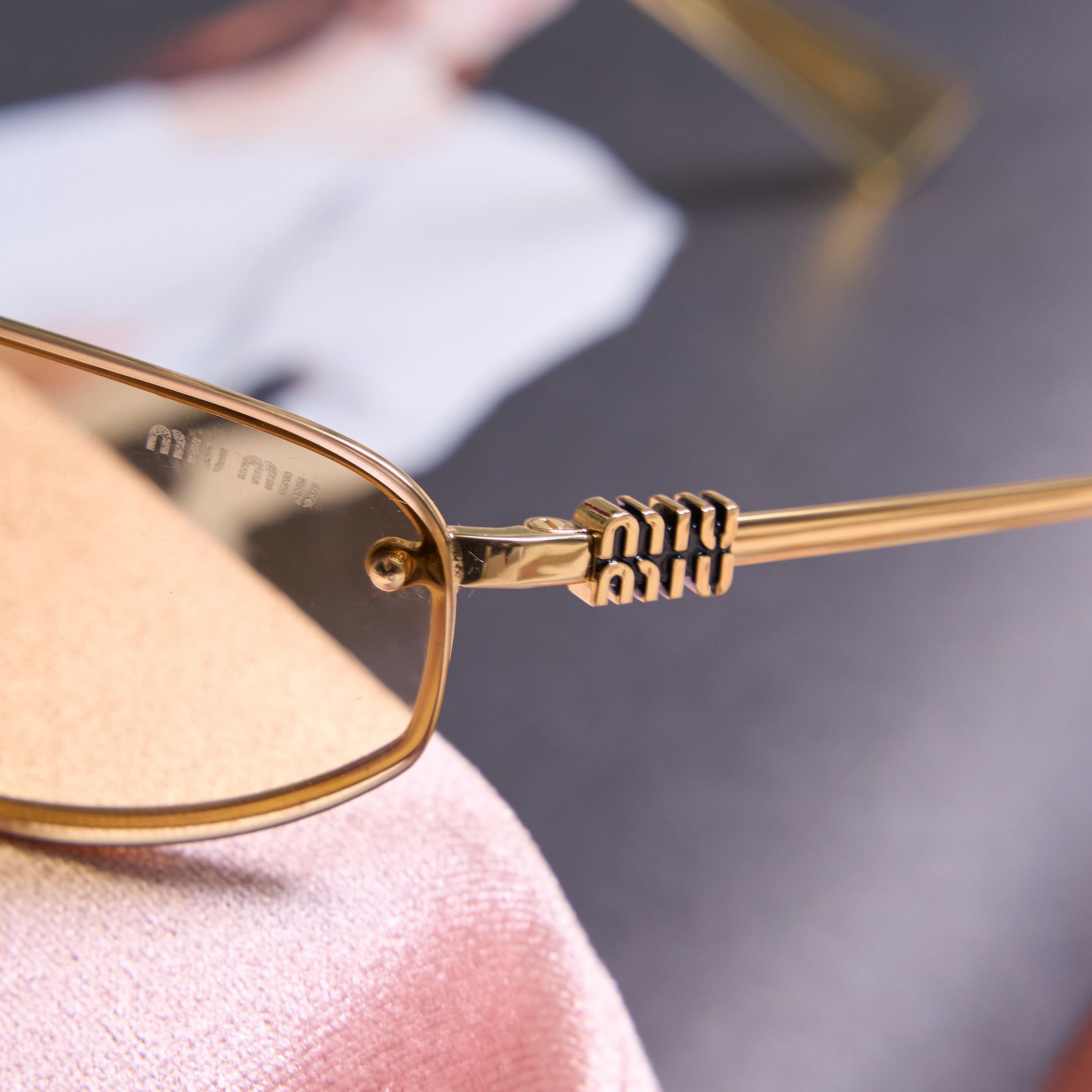 Miu Miu MIU MIU MU A50S 5AK7R1 Sunglasses Size ONE SIZE - 2 Thumbnail