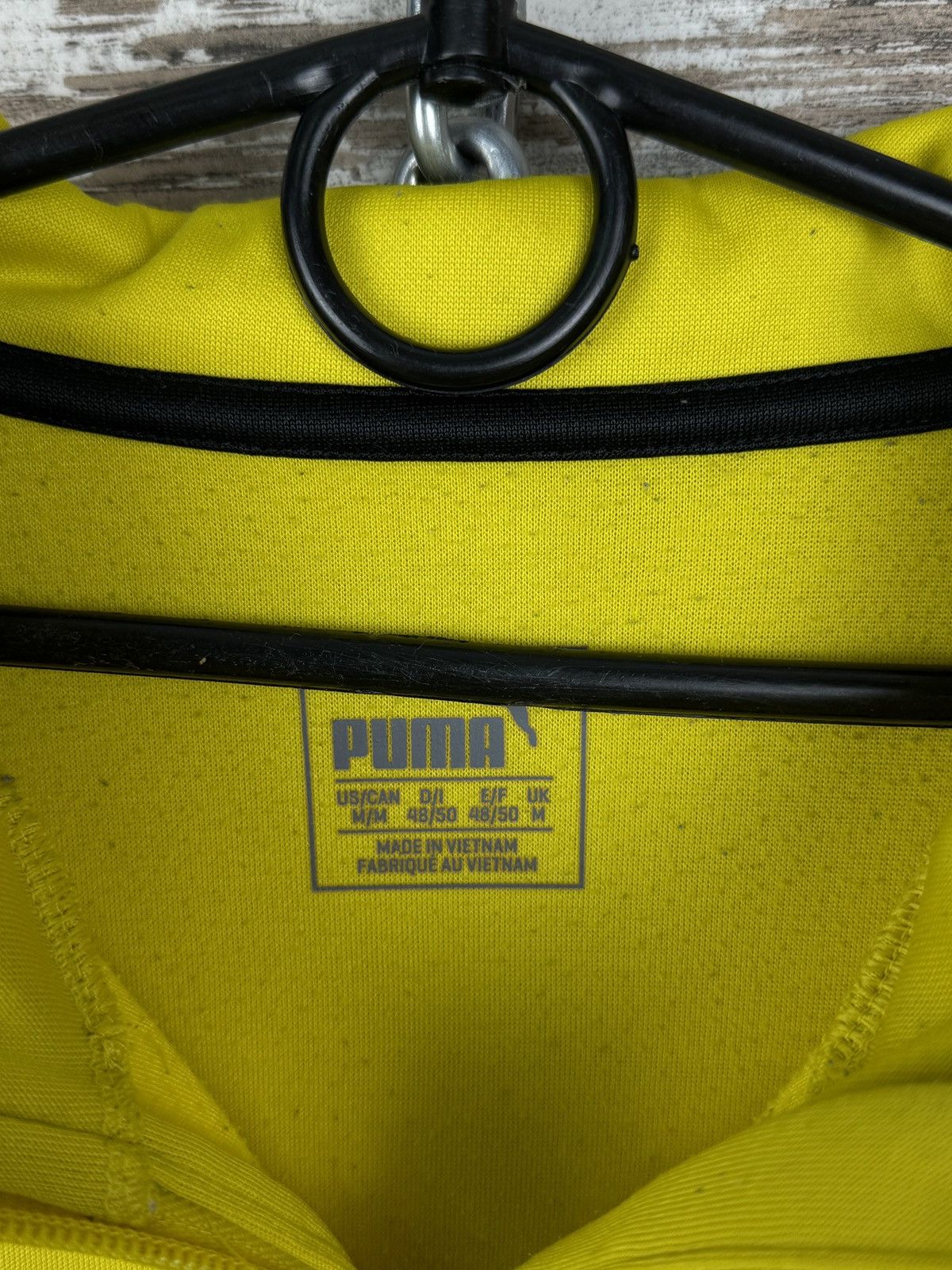 Puma Mens Vintage Puma Borussia Dortmund sweatshirt soccer jersey Size US M / EU 48-50 / 2 - 8 Thumbnail