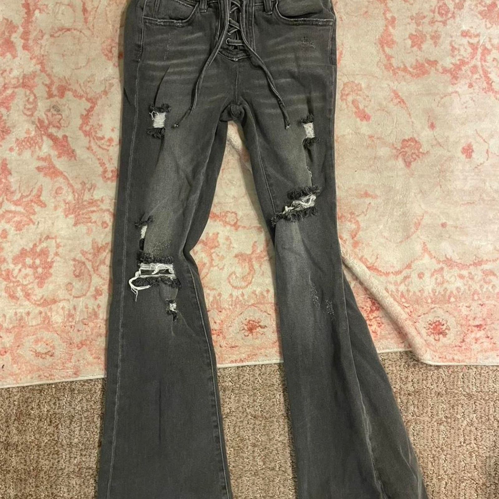 Fashion Nova Fashion nova black distressed flare Size 25" / US 0 / IT 36 - 2 Thumbnail