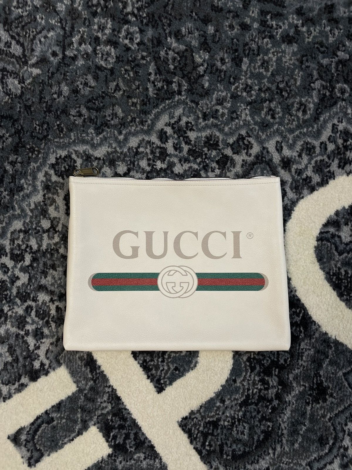 Gucci Portfolio Clutch White