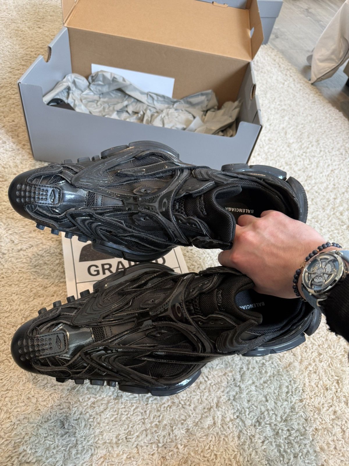 Balenciaga Balenciaga Reptile Sneaker Shoe Size US 8 / EU 41 - 11 Thumbnail