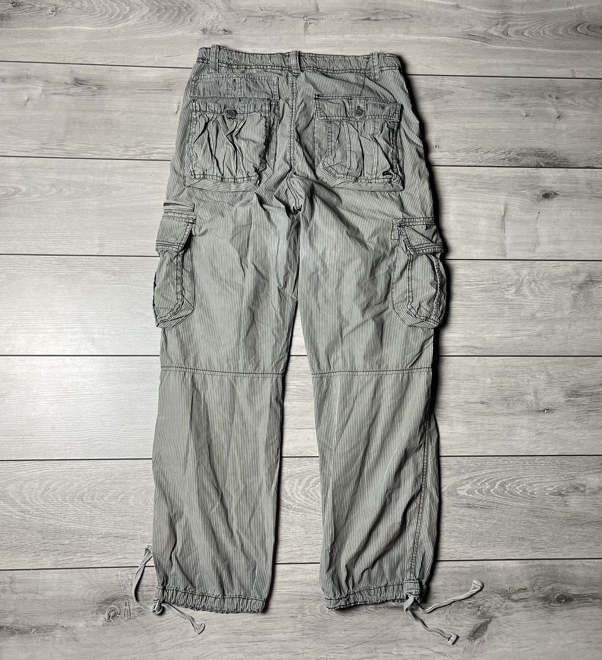 Quiksilver Quiksilver cargo pants vintage size 34 multi pocket Size US 34 / EU 50 - 6 Thumbnail