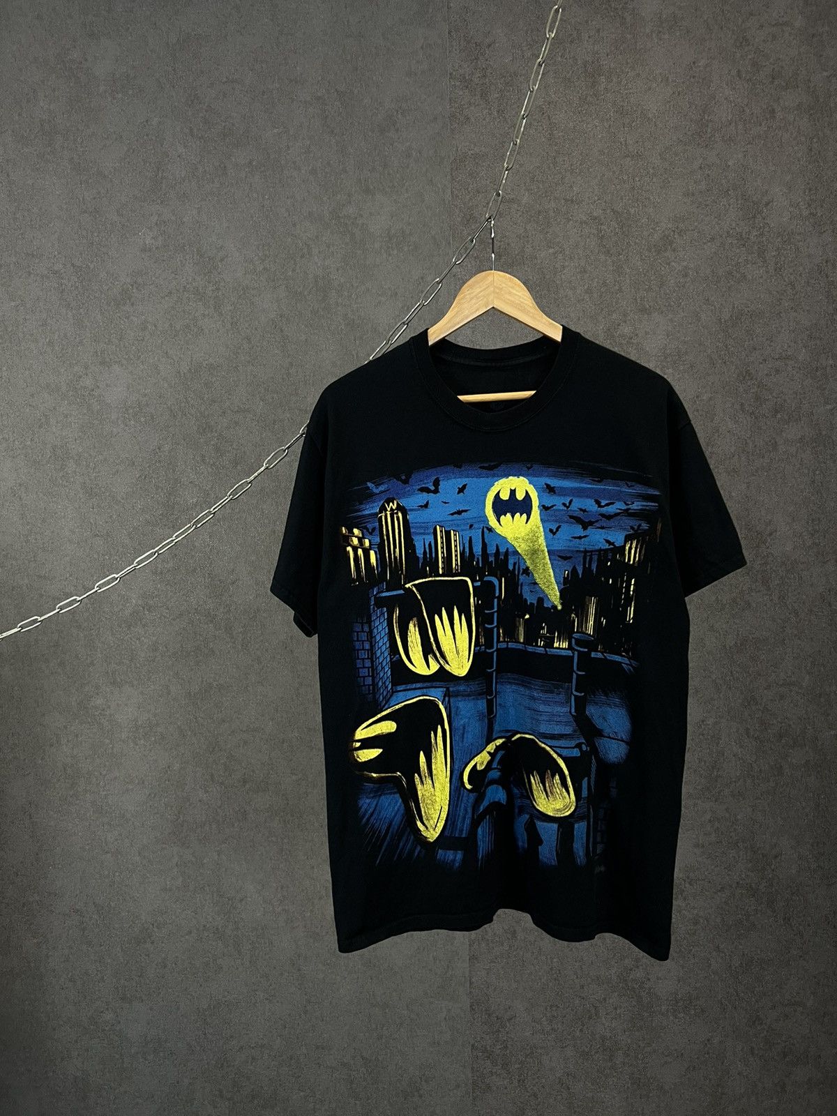DC Comics Batman x Salvador Dali art DC Comics movie tee Size US M / EU 48-50 / 2 - 1 Thumbnail