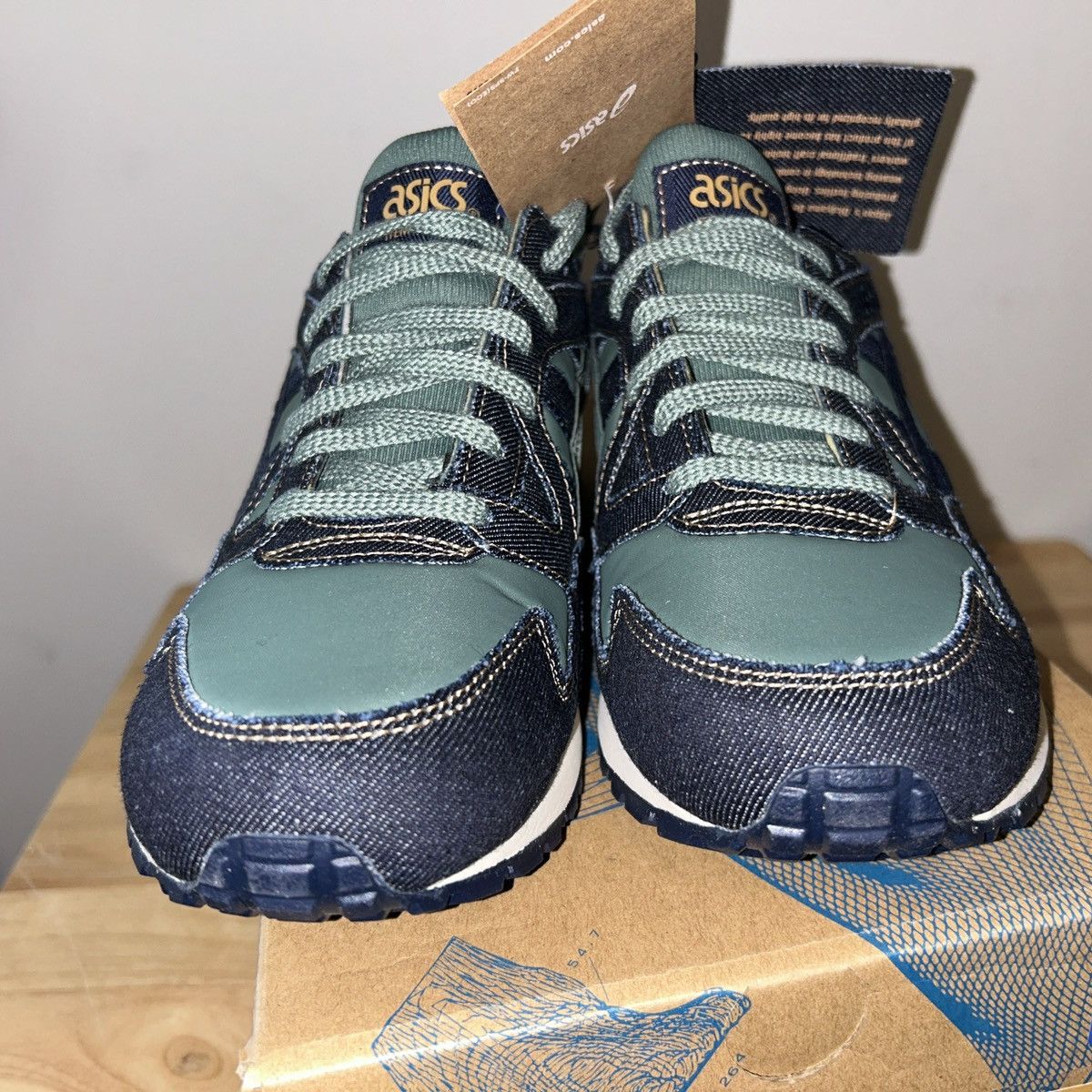 Asics Gel Lyte 5 Modern Patchwork Pack - Ivy-1201A823-400 Size 7.5 Size US 7.5 / EU 40-41 - 3 Thumbnail