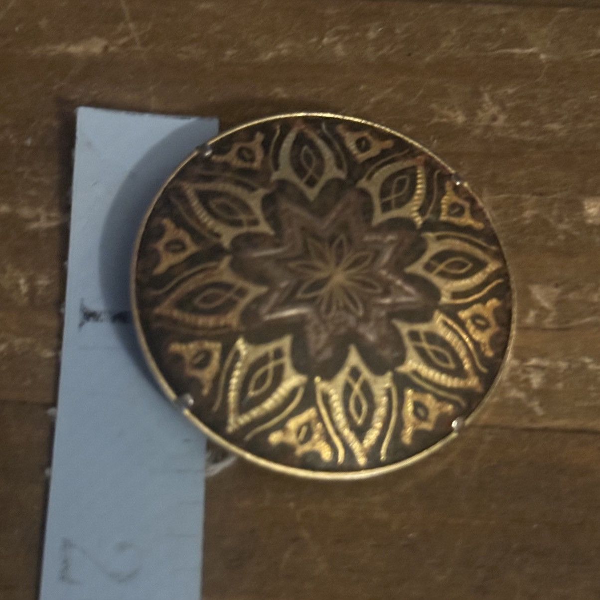 Vintage Vintage floral damascene round brooch Size ONE SIZE - 2 Thumbnail