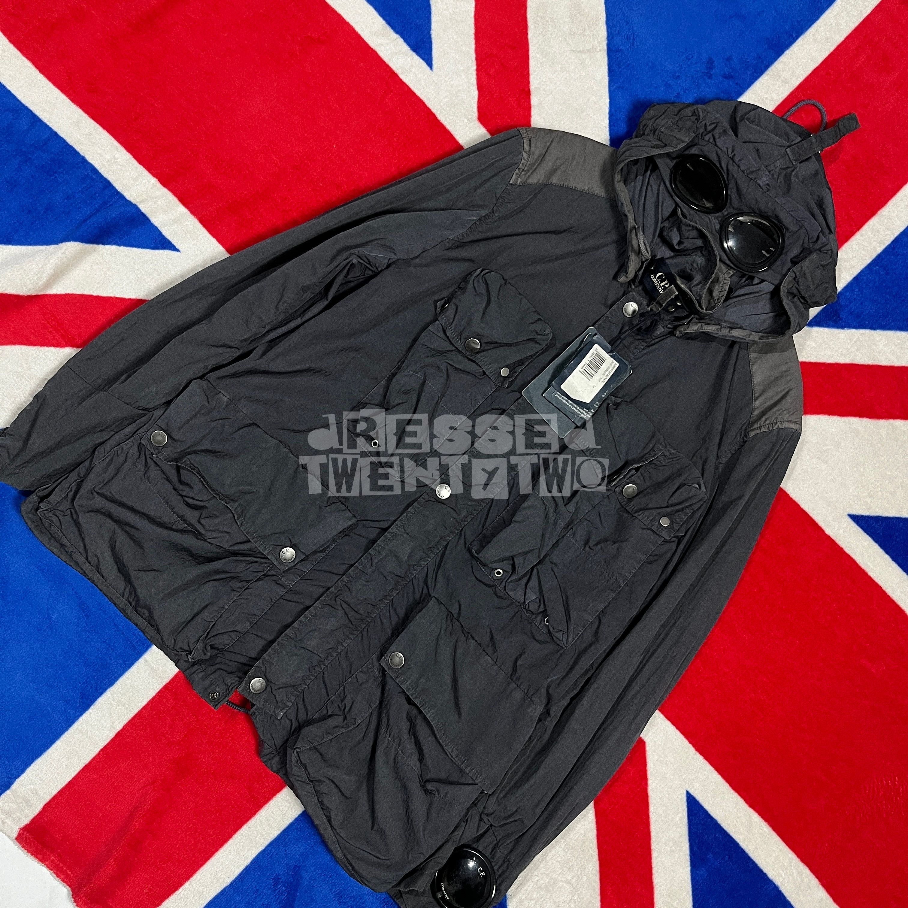 C.P. Company C.P COMPANY GIUBBINO SFUDORATO GOGGLE JACKET WATCHVIEWER Size US XL / EU 56 / 4 - 2 Thumbnail