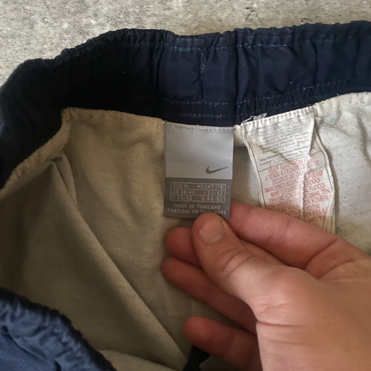 Nike × Vintage Vintage Nike 90s Nylon Track Pants Size US 32 / EU 48 - 4 Thumbnail