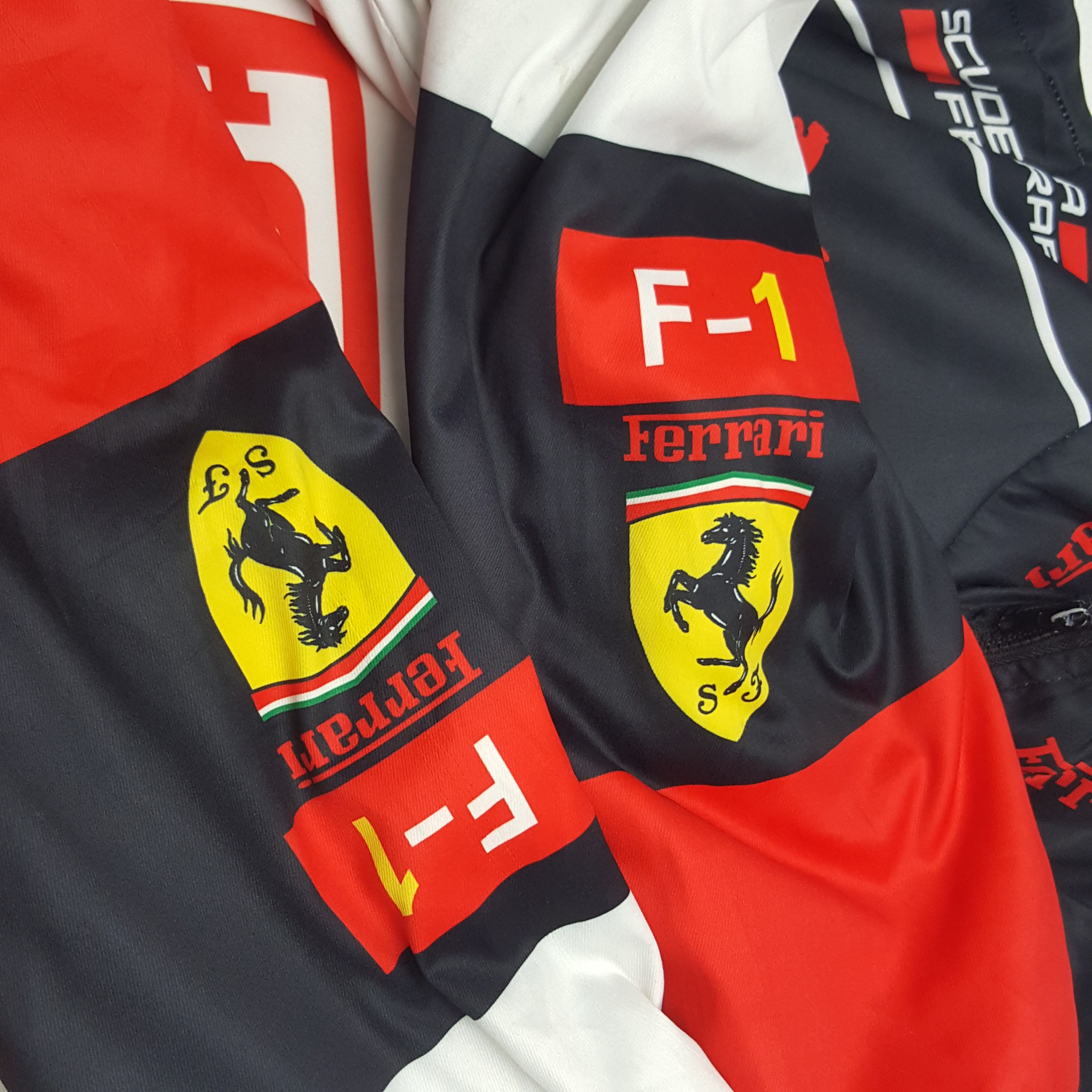 Ferrari × Puma × Vintage Vintage Ferrari Puma Shell Racing Team F1 Jacket Size US L / EU 52-54 / 3 - 9 Thumbnail