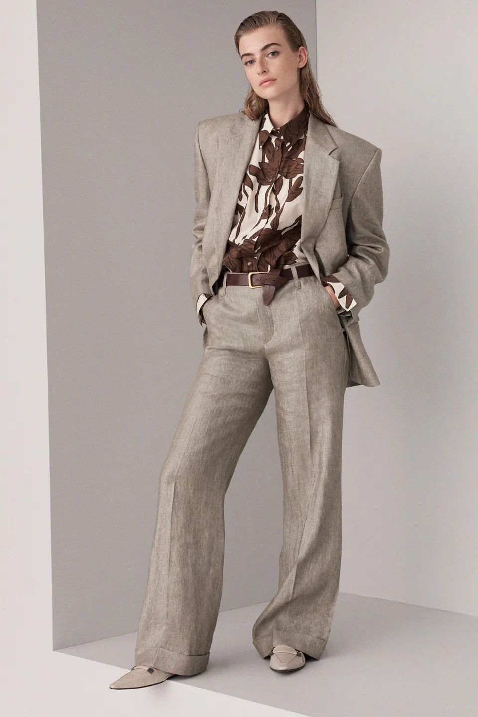 Brunello Cucinelli Brunello Cucinelli S/S’24 Sparkling Linen Flared Trouser Size 28" / US 6 / IT 42 - 1 Thumbnail