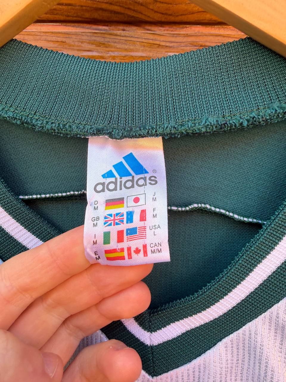 Adidas 1998-00 Germany Adidas Vintage Football Shirt Soccer jersey Size US L / EU 52-54 / 3 - 5 Thumbnail