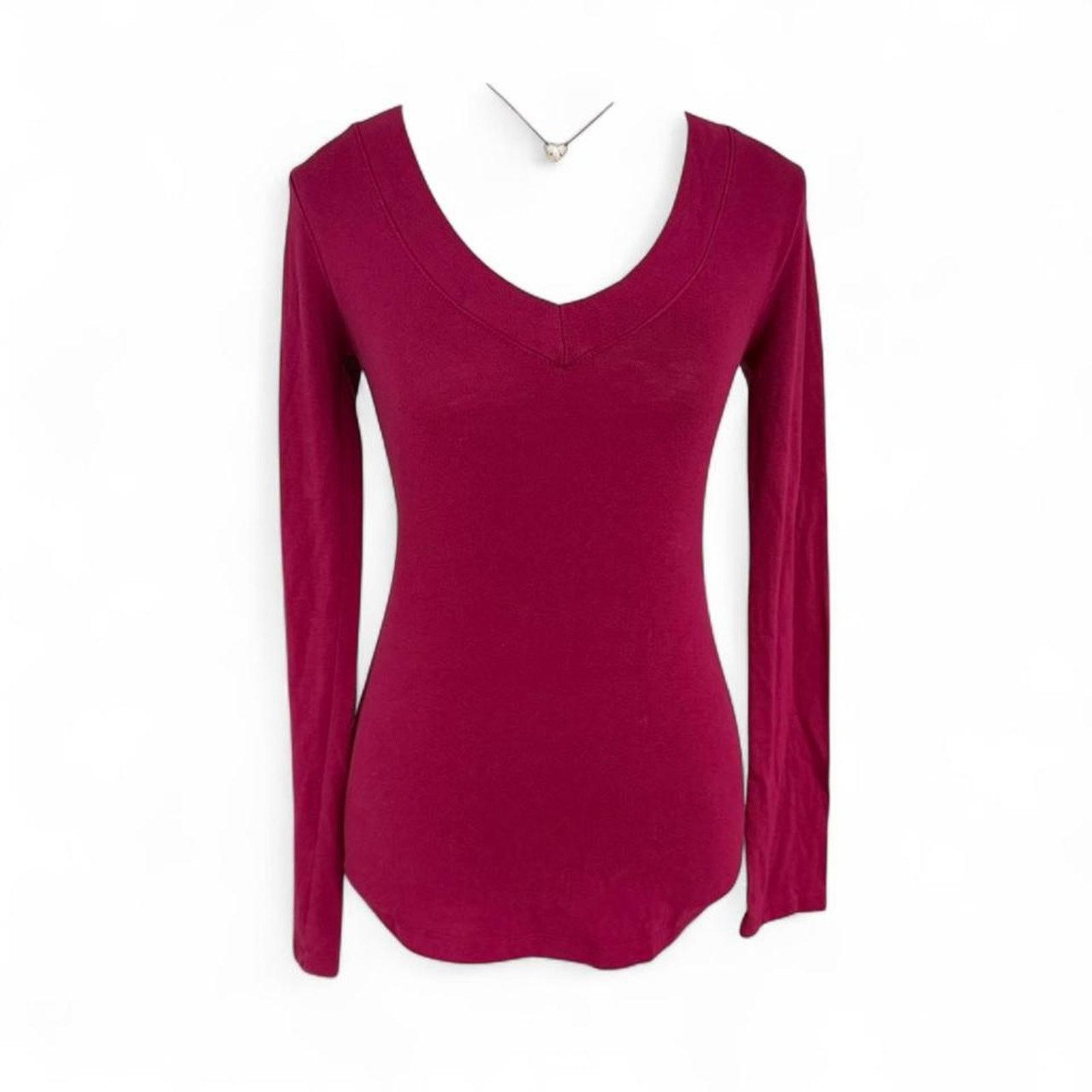 Other Wet Seal burgundy long sleeve v neck top Size M Size M / US 6-8 / IT 42-44 - 1 Thumbnail