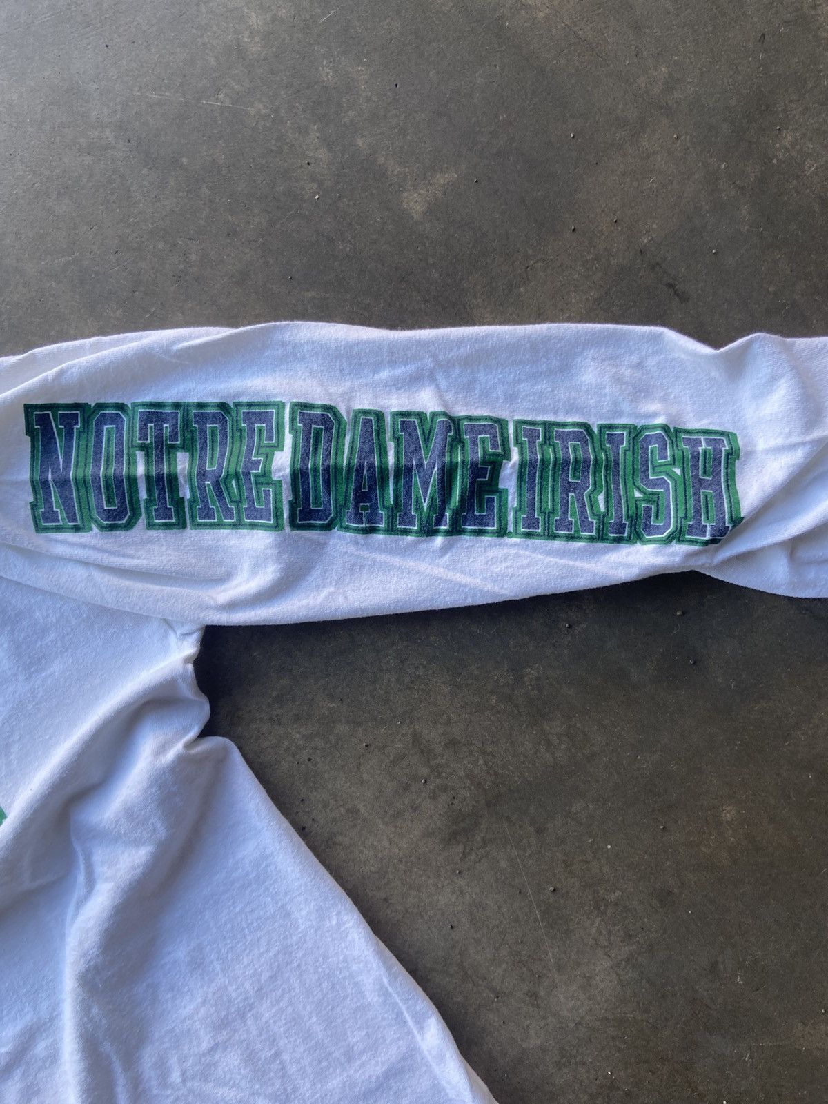 Vintage Vintage Notre Dame Long Sleeve Tee Size US L / EU 52-54 / 3 - 4 Thumbnail
