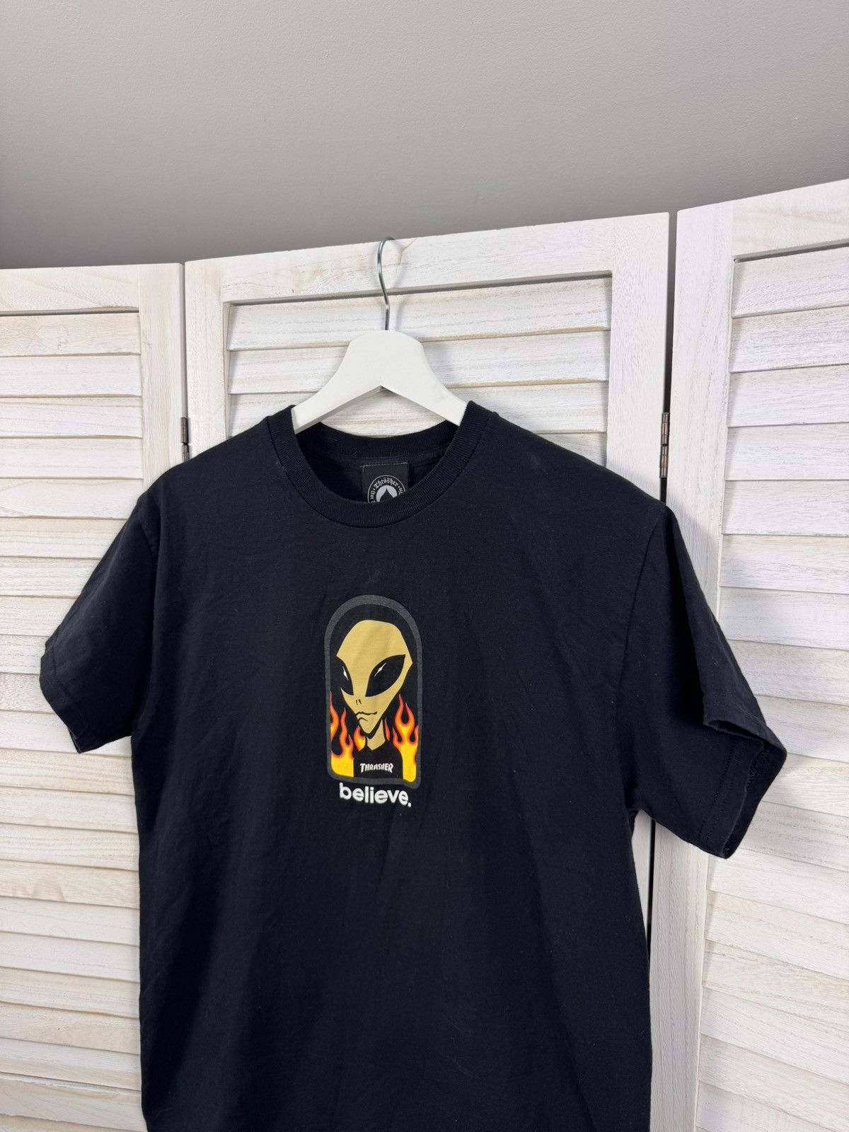 Thrasher Men’s Black Thrasher x Alien Workshop "Believe". Size US M / EU 48-50 / 2 - 3 Thumbnail