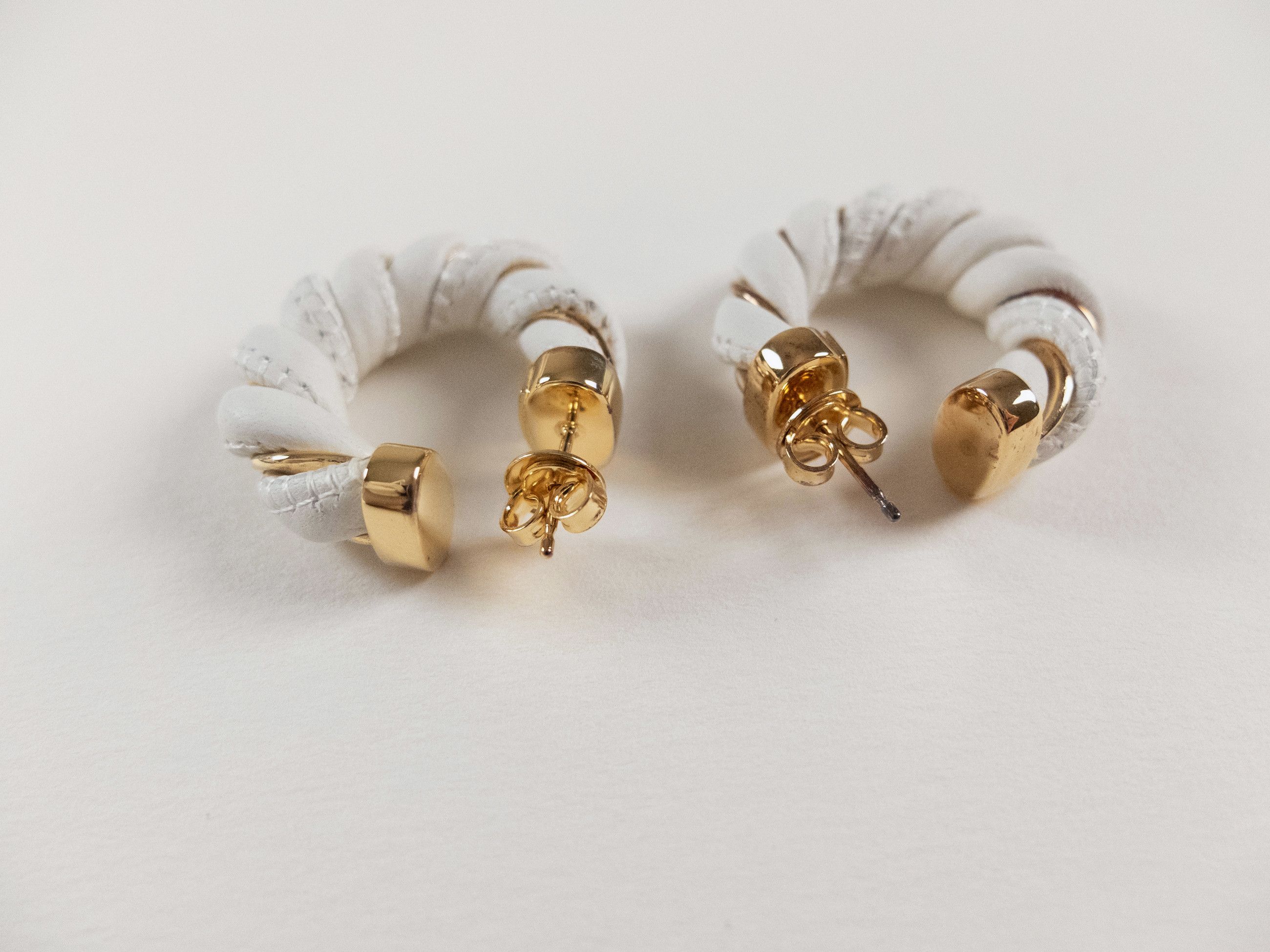 Bottega Veneta BOTTEGA VENETA Twist circle white leather silver earrings q Size ONE SIZE - 4 Thumbnail