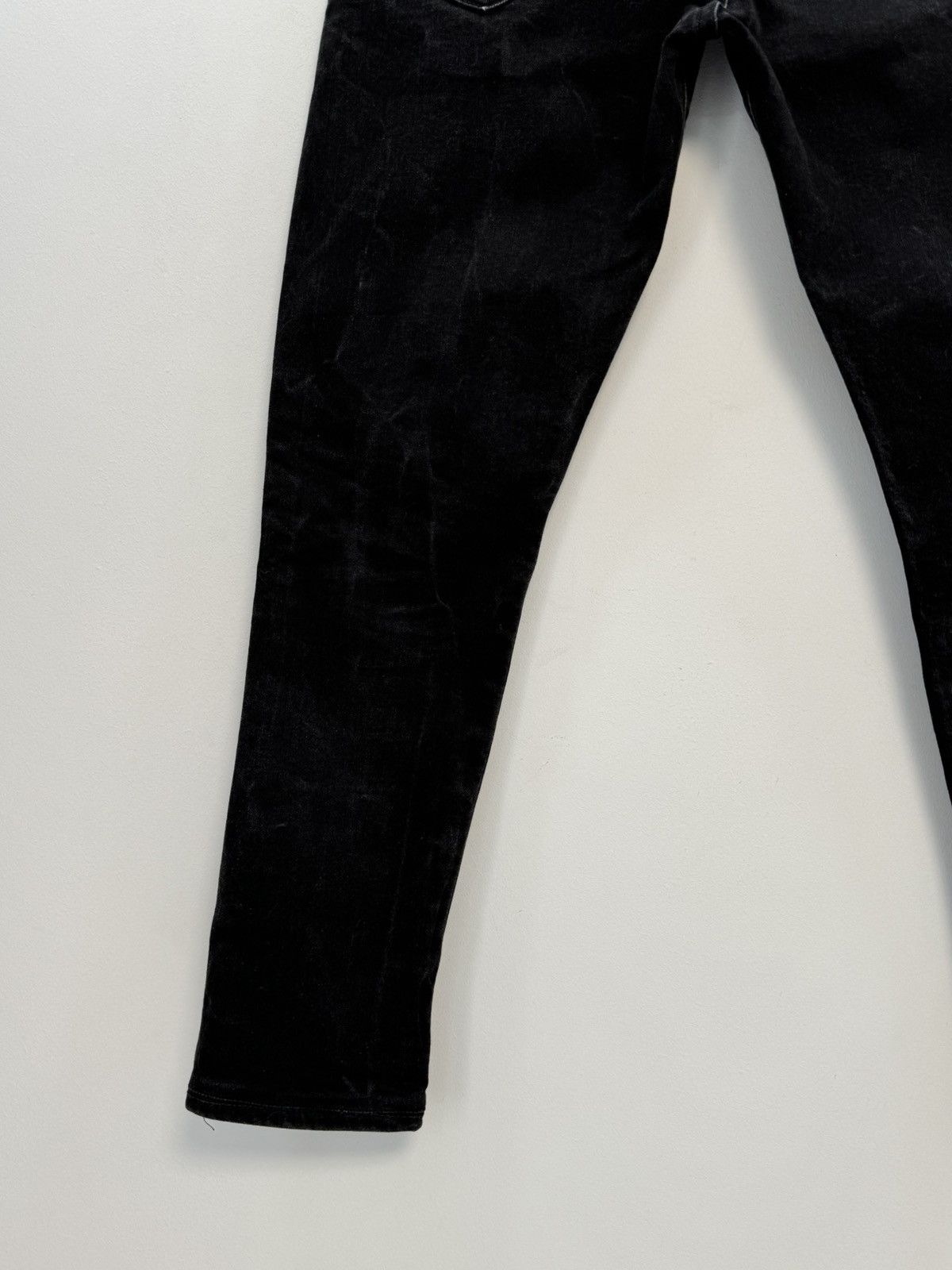 Levi's × Vintage Levi’s Vintage Pants Skinny Taper 33/32 Size US 33 - 4 Thumbnail