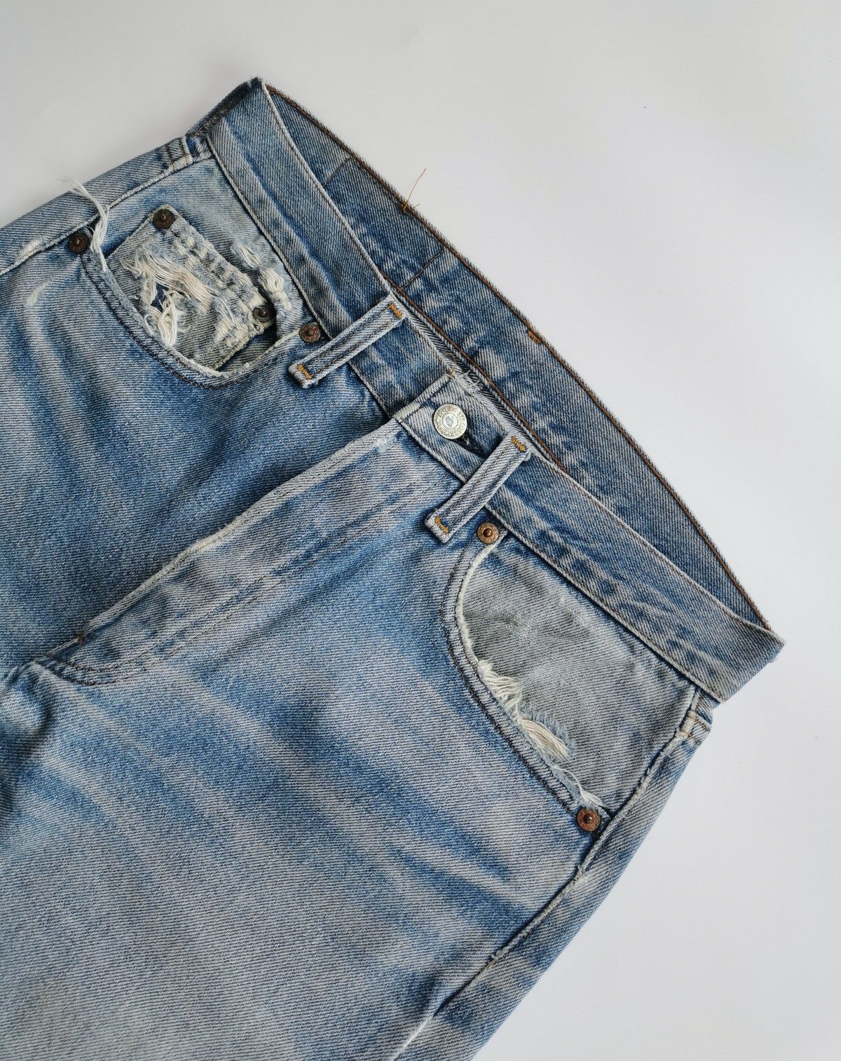 Levi's 80s Vintage Levis 501 Selvedge Denim Jeans Size US 28 / EU 44 - 7 Thumbnail