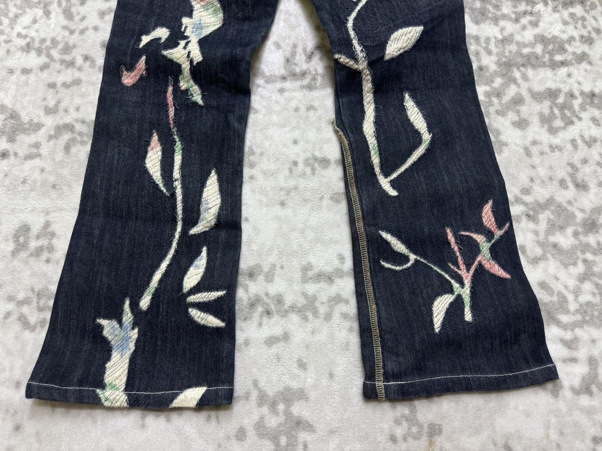 Marithe + Francois Girbaud Marithé + François Girbaud Cropped Flare Patchwork Denim Size 27" / US 4 / IT 40 - 13 Thumbnail