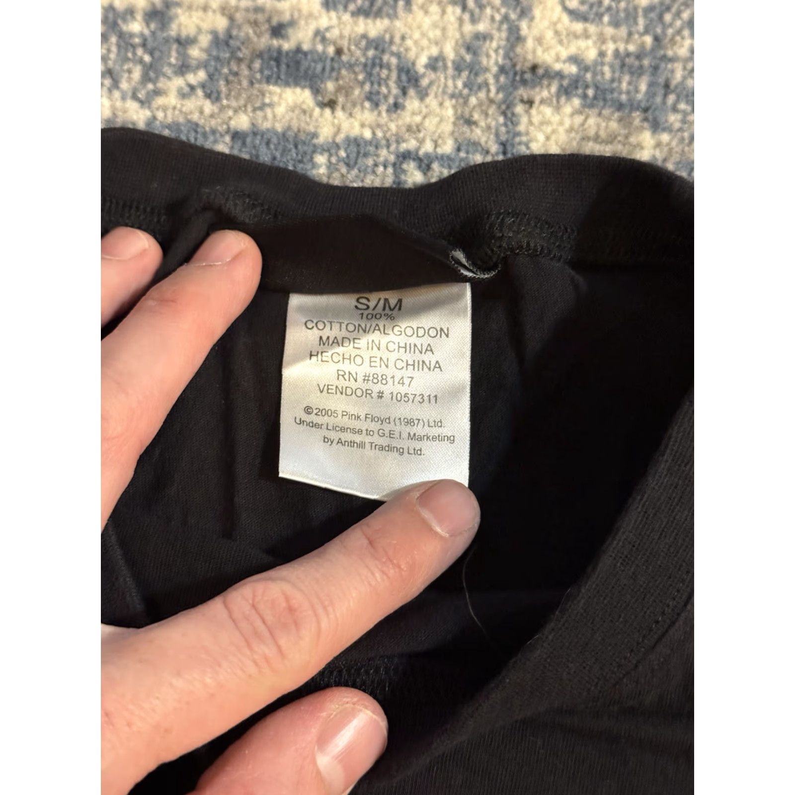 Vintage VINTAGE Pink Floyd Dark Side Of The Moon T Shirt Size S/M Rock Band Concert Size US S / EU 44-46 / 1 - 4 Thumbnail