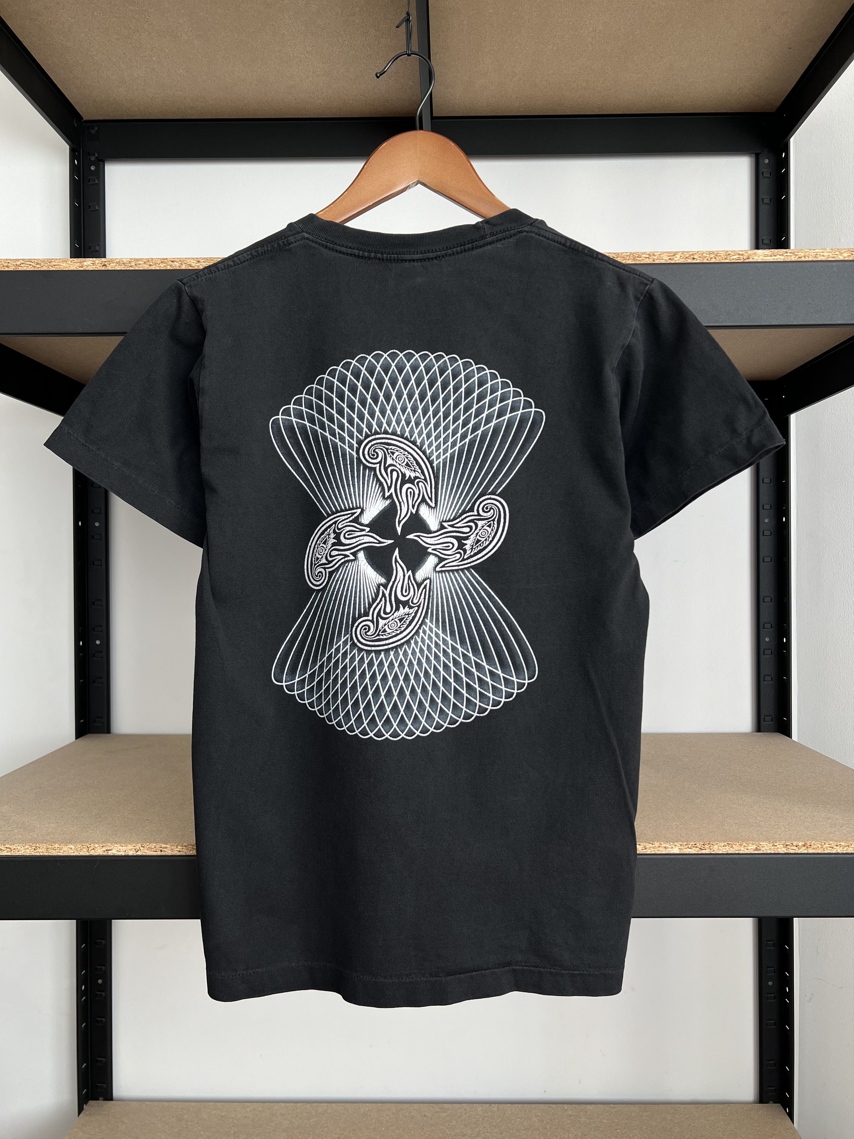 Band Tees Vintage 2004 Tool Rock Band Hypnosis Flame Black T-shirt Size US S / EU 44-46 / 1 - 2 Thumbnail