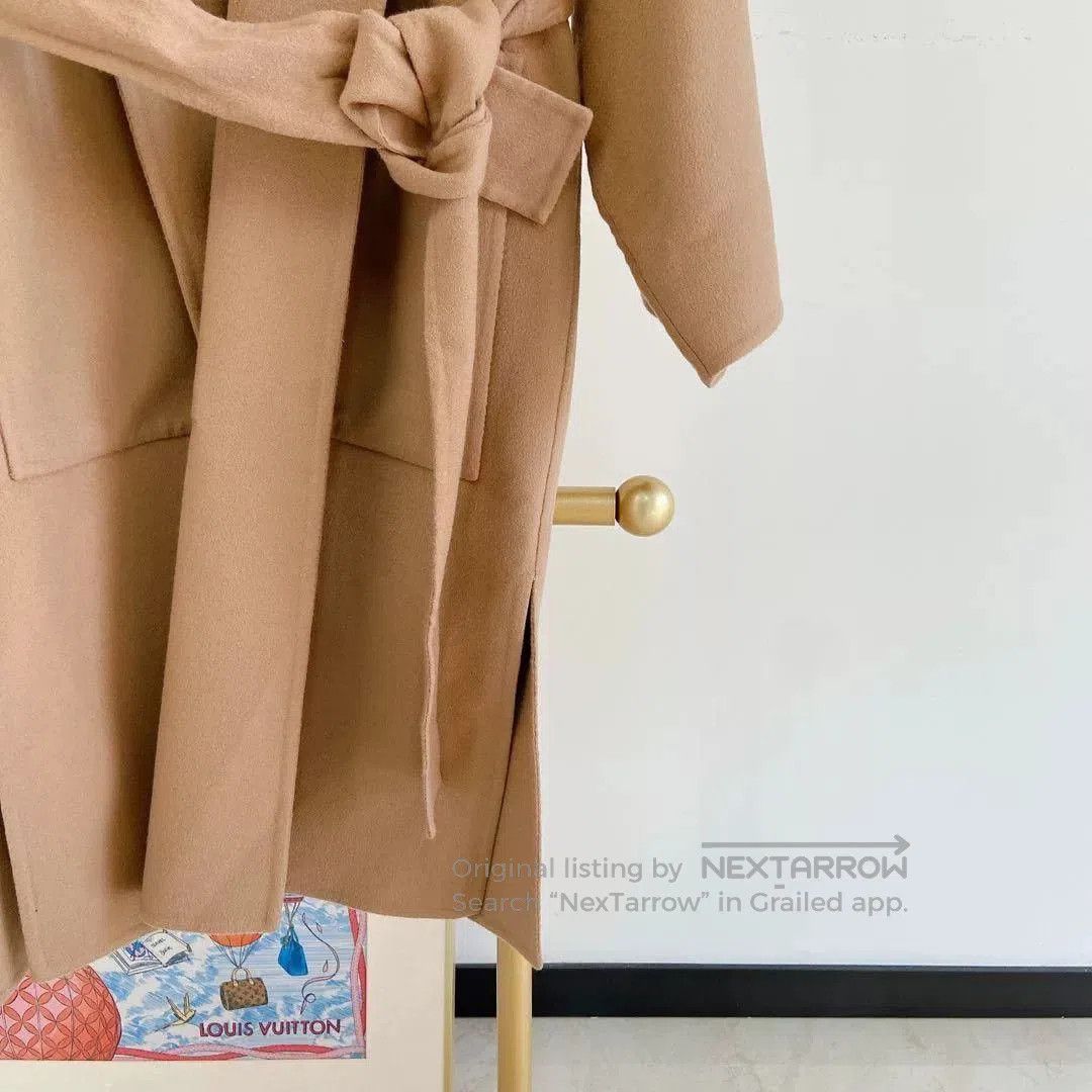 Loewe Loewe Camel Coat Size 32. Size US S / EU 44-46 / 1 - 4 Thumbnail
