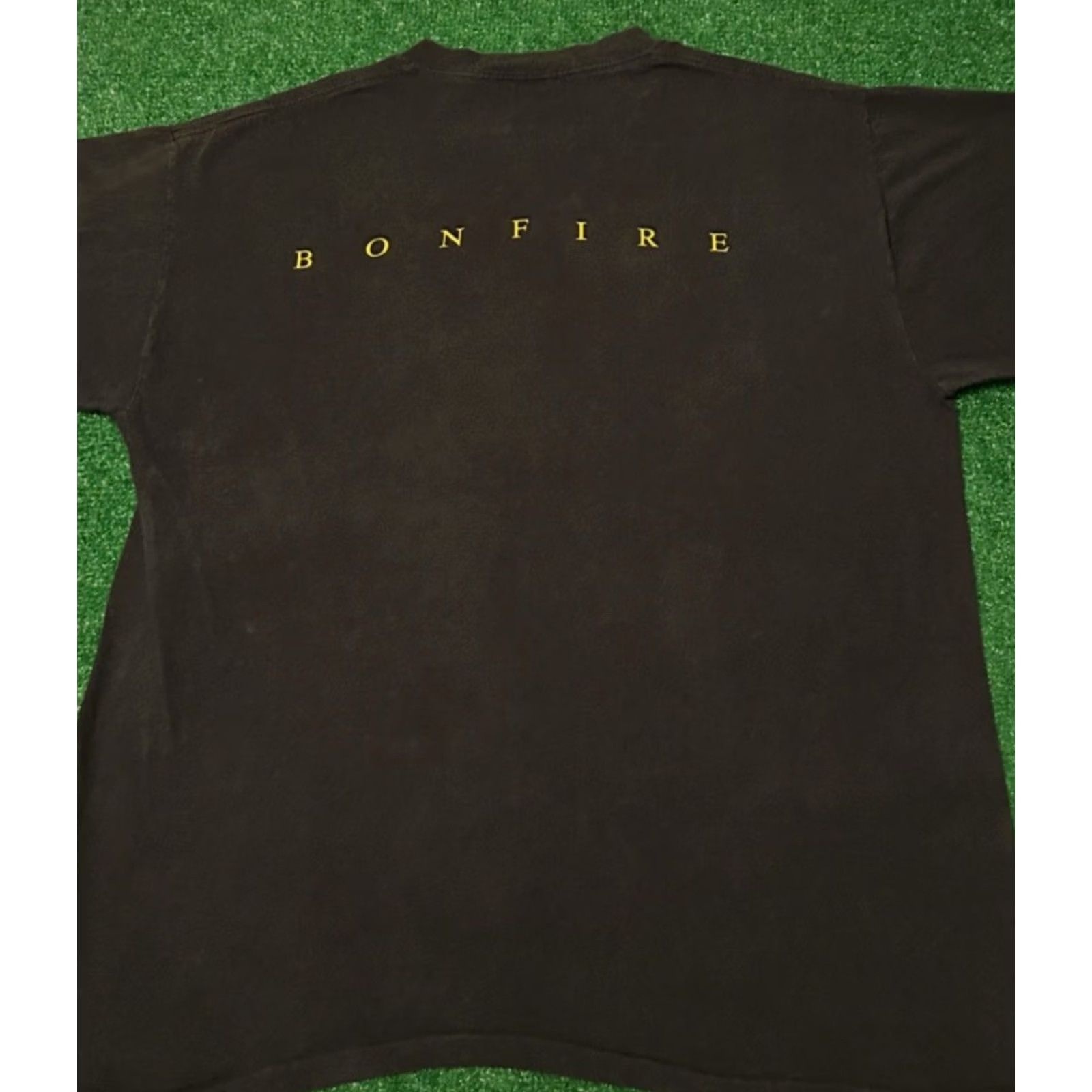 Vintage VINTAGE ACDC Band Tee 90s Bonfire 1998 Tour VTG Shirt XL Black Mens T-Shirt Size US XL / EU 56 / 4 - 2 Thumbnail