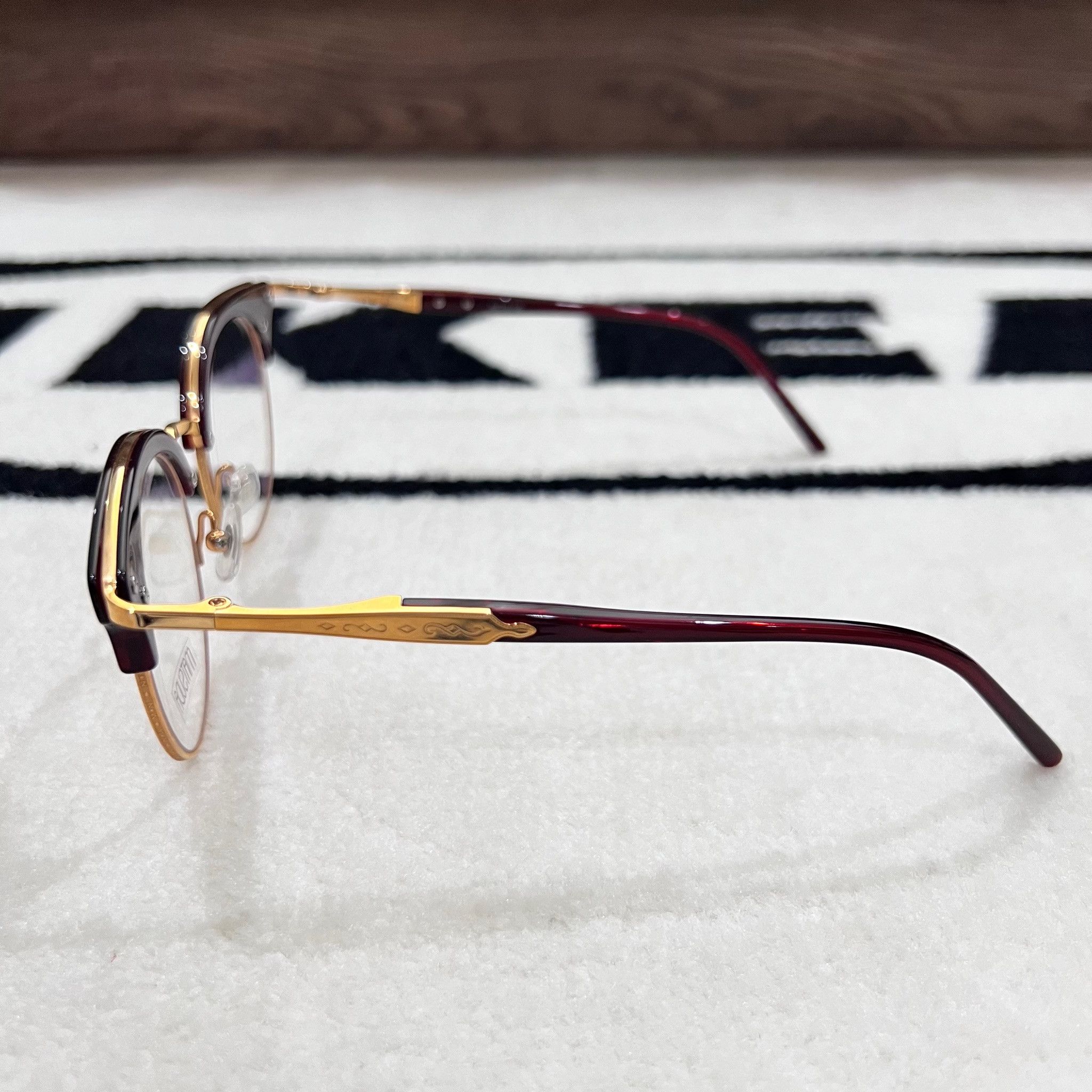 Matsuda Matsuda M2046 Rectangular Oversize Burgundy / Dirty Red Size ONE SIZE - 4 Thumbnail