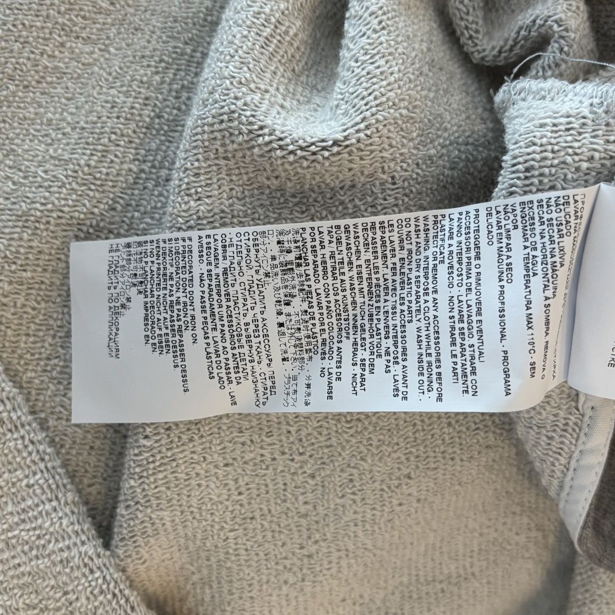 Maison Margiela Maison Margiela Grey Cut Open Hoodie Size Medium Size US M / EU 48-50 / 2 - 6 Thumbnail