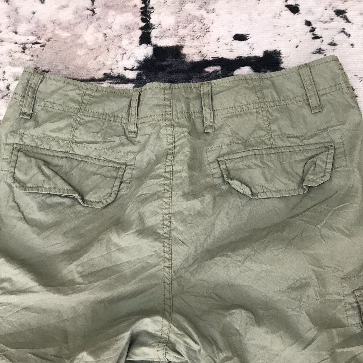 Japanese Brand × Uniqlo Uniqlo Cargo Short Pants Size US 34 / EU 50 - 8 Thumbnail