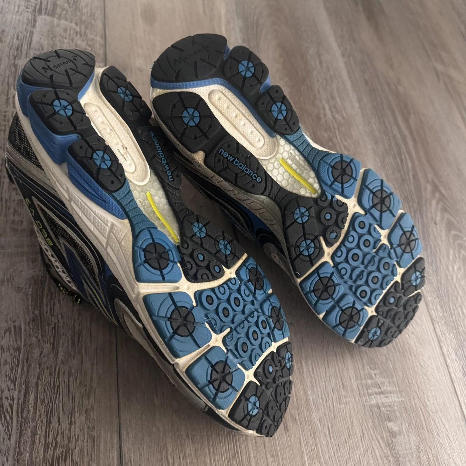 New Balance NEW BALANCE • 860v3 "Multi" (10.5M) Size US 10.5 / EU 43-44 - 6 Thumbnail