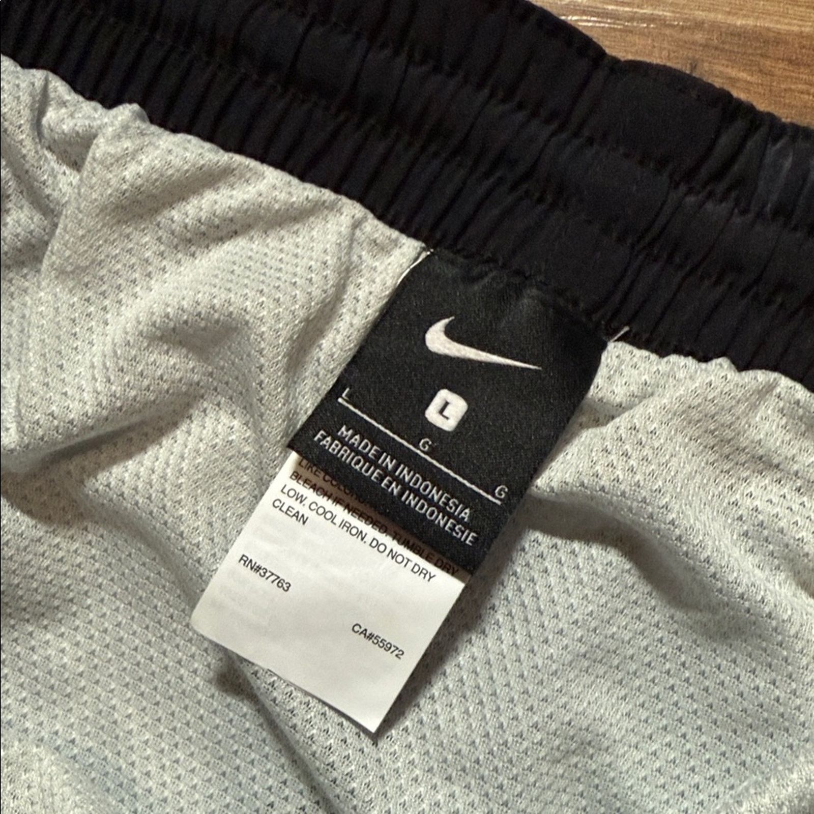 Nike 2016 Nike Water Repellents Color Gradient Grid Print Shorts Size US 30 / EU 46 - 7 Thumbnail