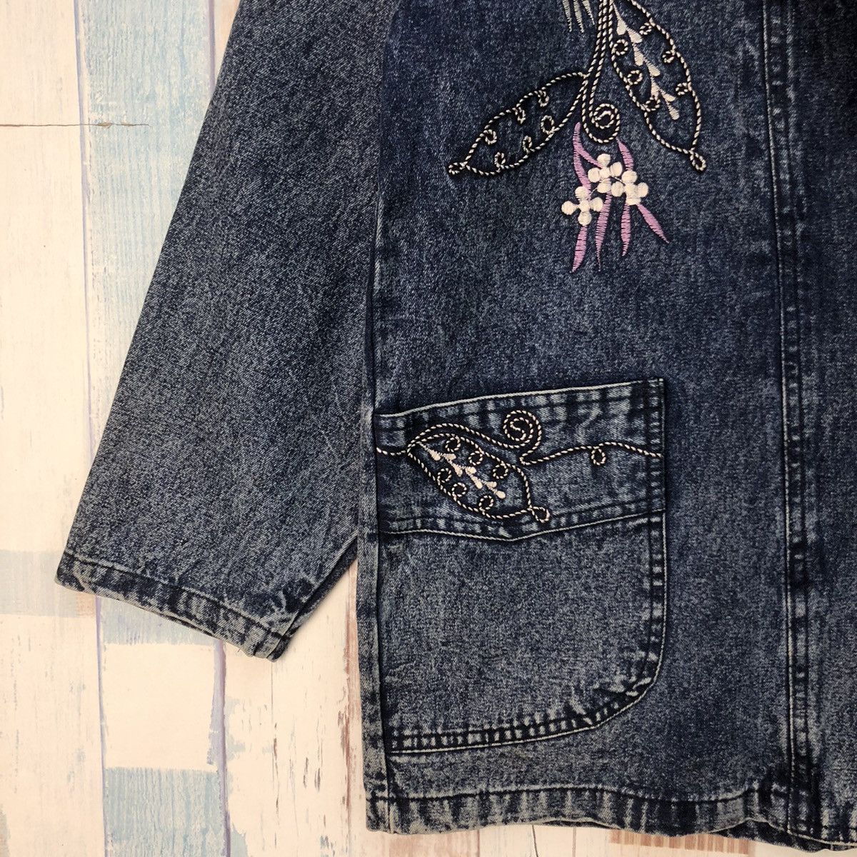 Japanese Brand × Vintage Vintage Jokwan Floral Embroidery Denim Jacket Size US L / EU 52-54 / 3 - 6 Thumbnail