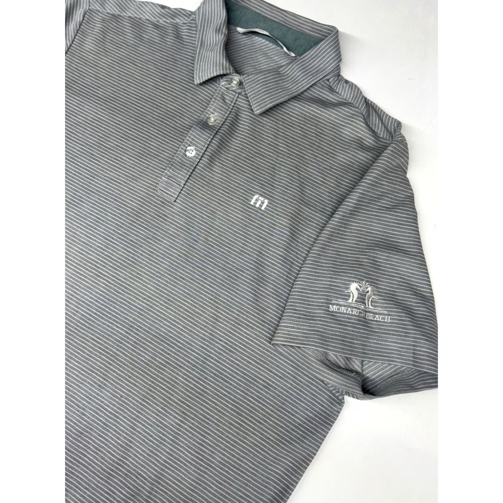 TravisMathew Travis Mathew Men Polo Shirt Striped Gray Embroidered Monarch Beach Golf Short Sleeve Size L Size US L / EU 52-54 / 3 - 2 Thumbnail