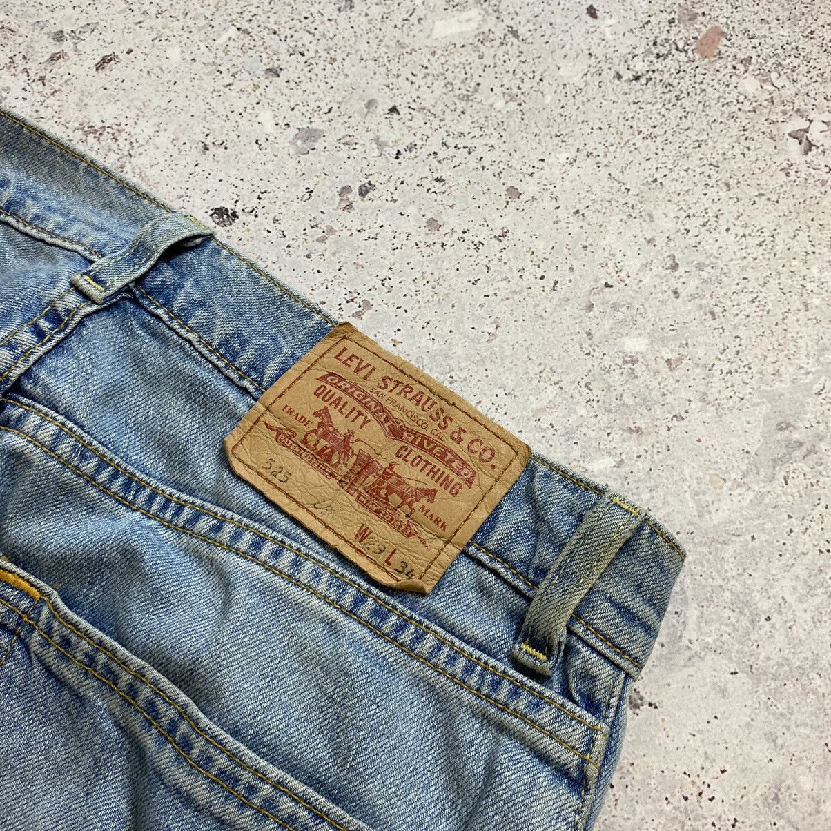 Levi's × Vintage Vintage Flared Denim Levi’s 525 Jeans Pants Baggy Fit Hype Size US 29 - 4 Thumbnail