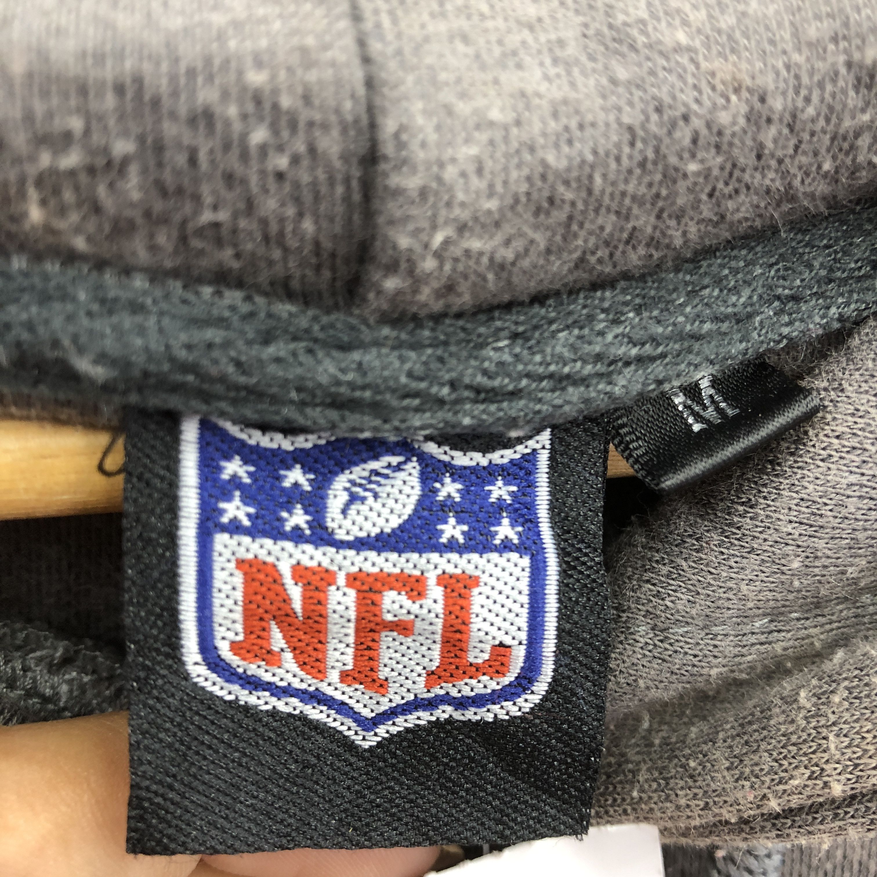 NFL × Vintage Vintage Oakland Raiders Hoodie Sweater NFL Sweatshirt Jumper Size US L / EU 52-54 / 3 - 7 Thumbnail
