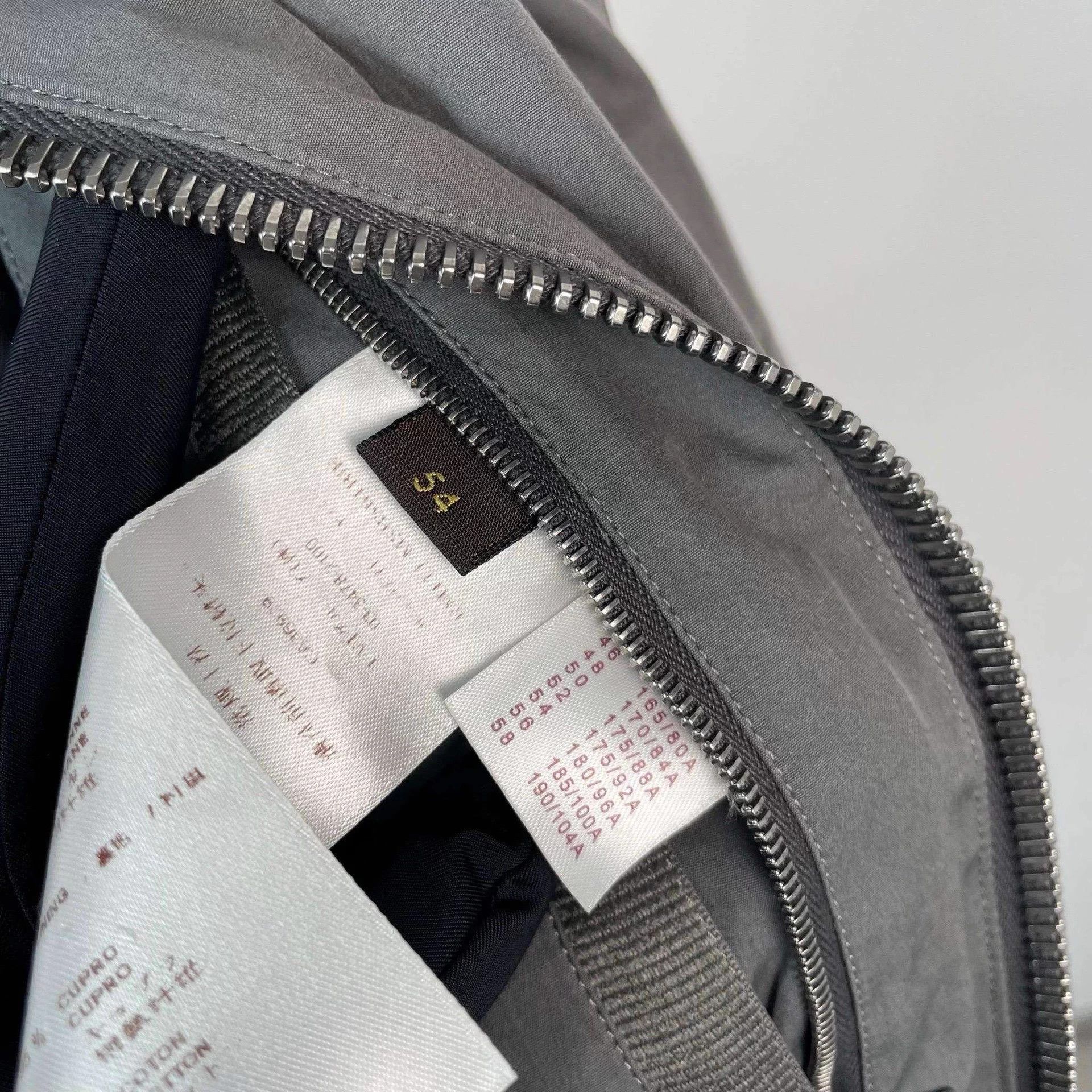 Louis Vuitton LV vest size 54 Size US L / EU 52-54 / 3 - 3 Thumbnail