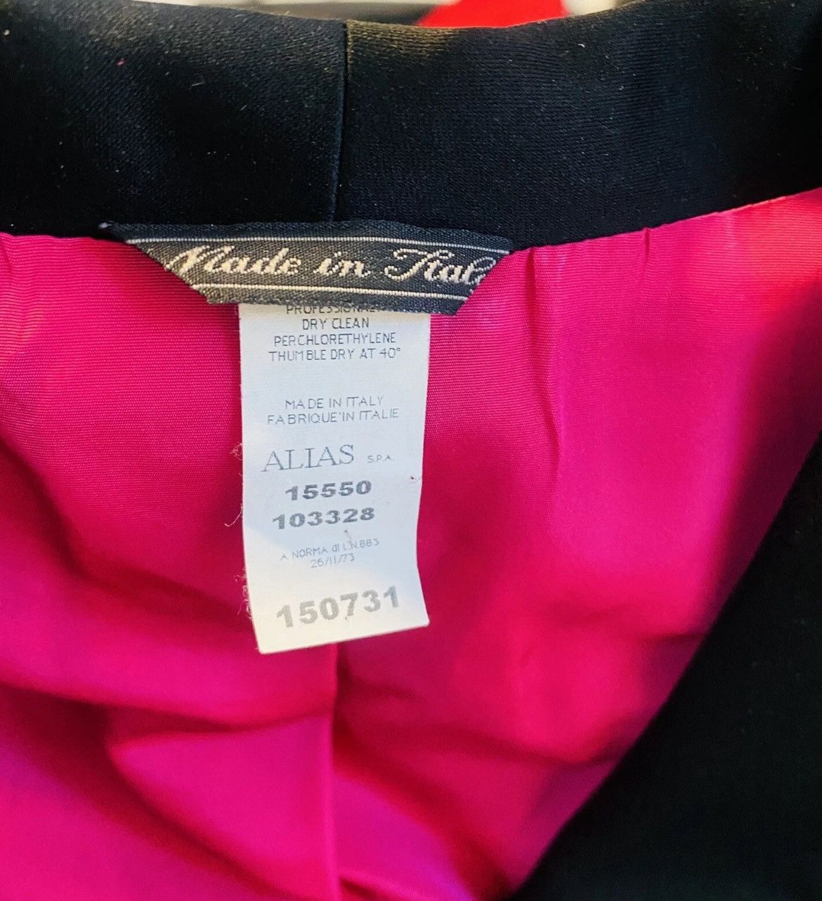 Versace Gianni Versace black and pink Tuxedo Size 48R - 14 Thumbnail