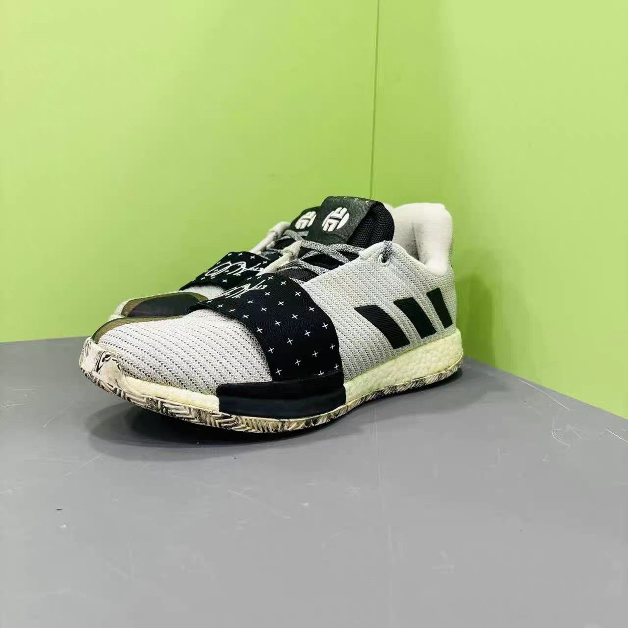 Adidas adidas Harden 3 Low Top Basketball Shoes K15 Size US 9.5 / EU 42-43 - 1 Thumbnail