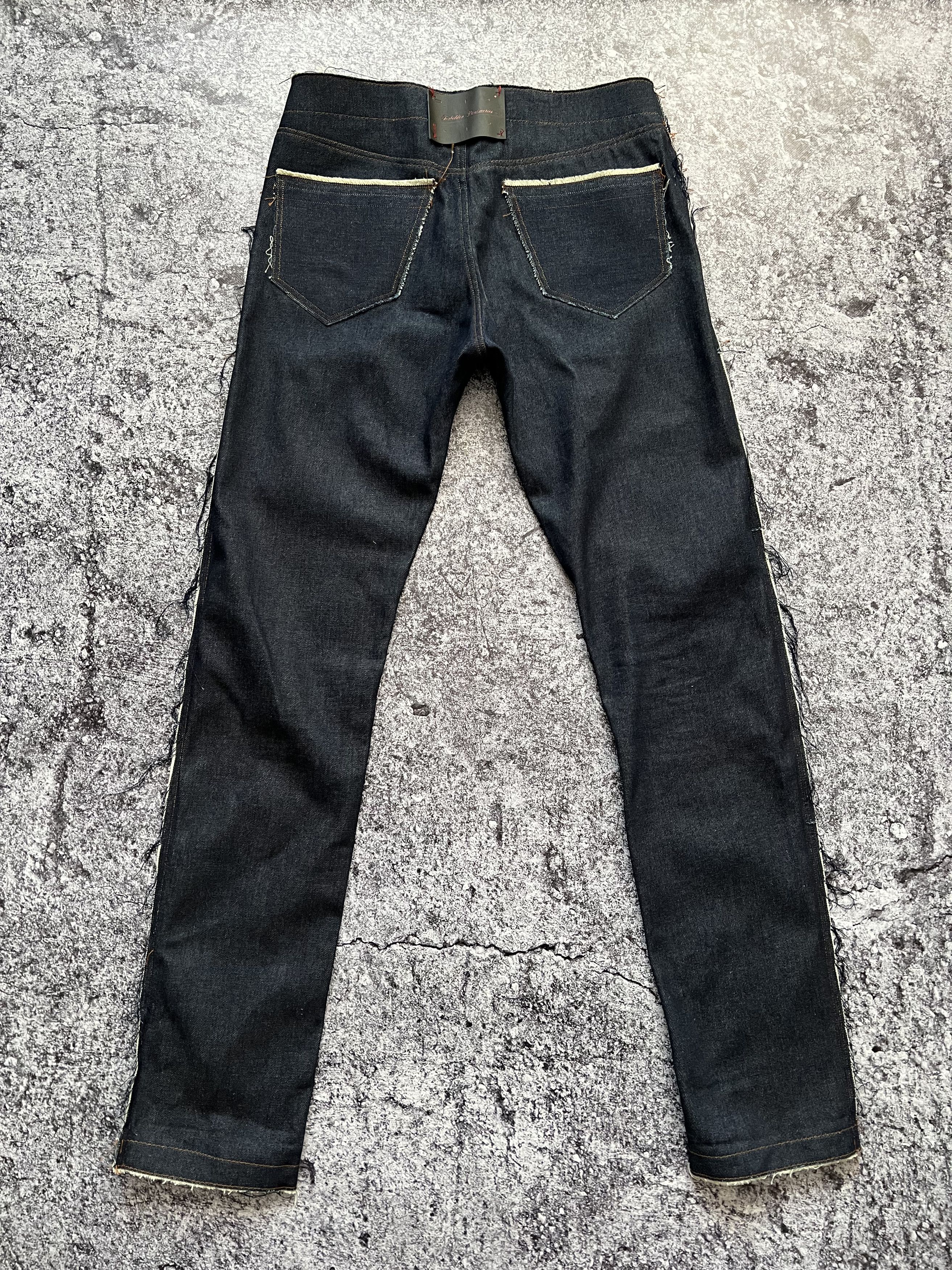 image of Avant Garde Forbidden Denimeries Jeans Style Maison Margiela Size 32 in Bleu, Men's