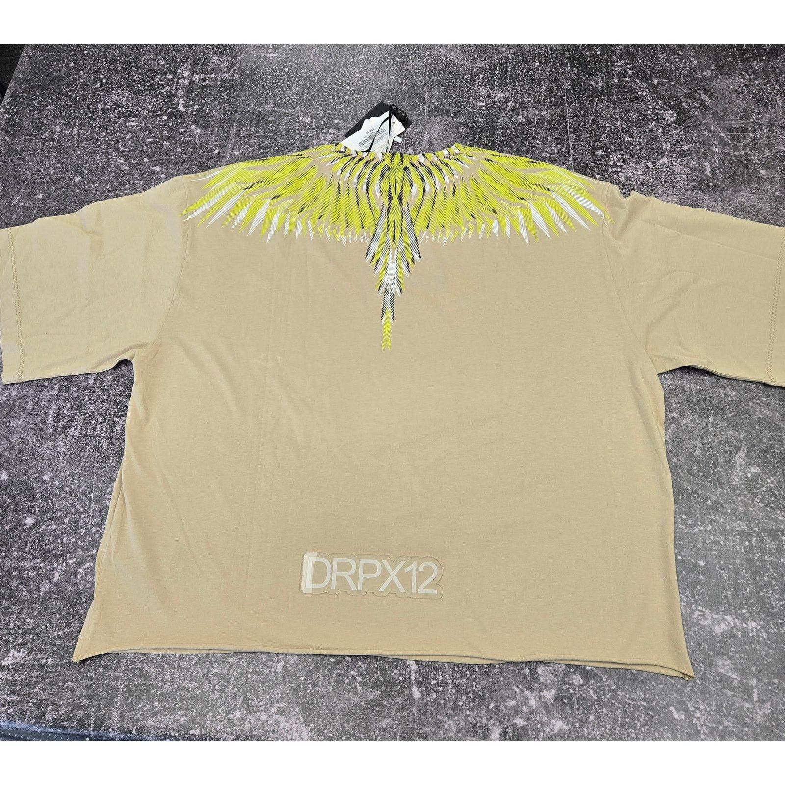 Marcelo Burlon Marcelo Burlon Wings Beige/Lime SS Tee Size Small NWT Size US S / EU 44-46 / 1 - 2 Thumbnail