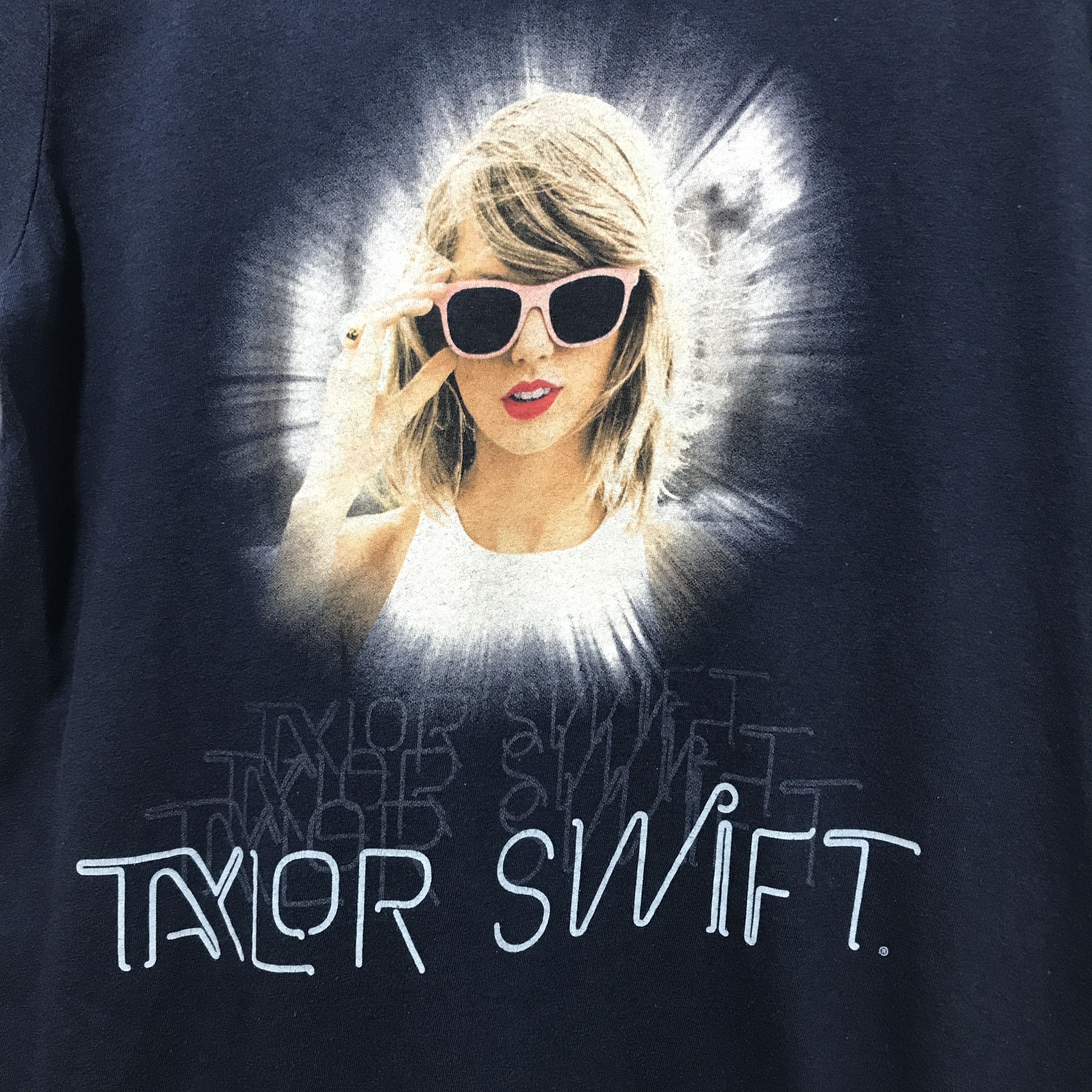 Band Tees TAYLOR SWIFT THE 1989 WORLD TOUR T-SHIRT Size S / US 4 / IT 40 - 2 Thumbnail