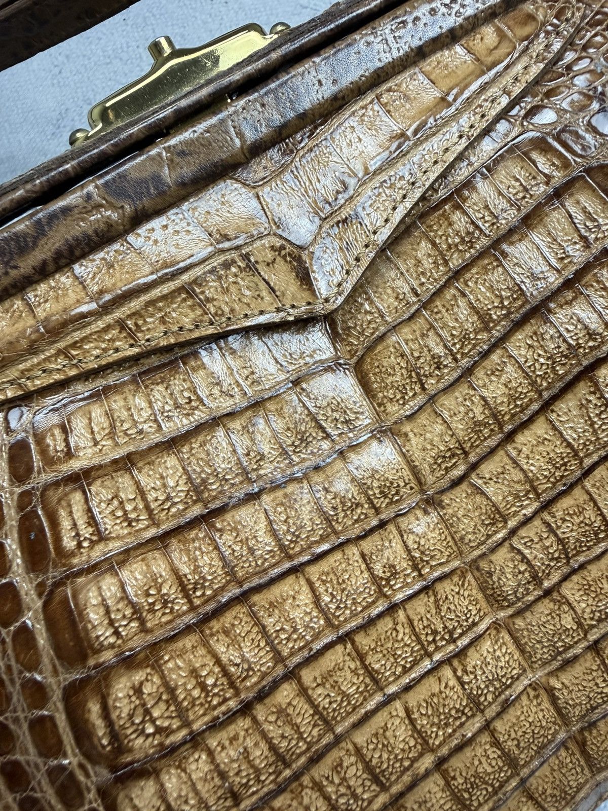 Vintage Vintage Genuine Crocodile Leather IVR Handbag Rare Archive Size ONE SIZE - 13 Thumbnail