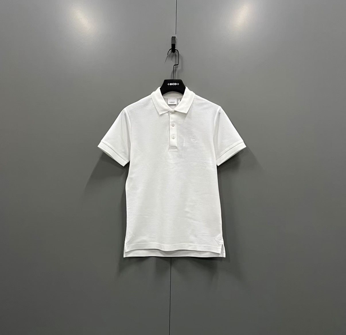 Burberry Burberry Knight Embroidered Short-Sleeve Polo Shirt J41 Size US XS / EU 42 / 0 - 1 Thumbnail
