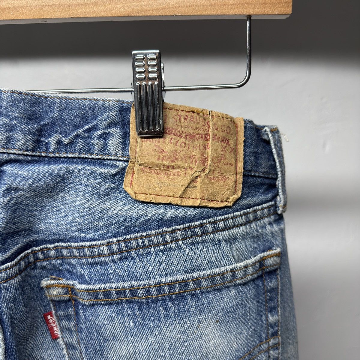 Levi's 80s Levi's 501 Thrashed Distressed Jeans ERD Grunge Chrome Size US 31 - 10 Thumbnail