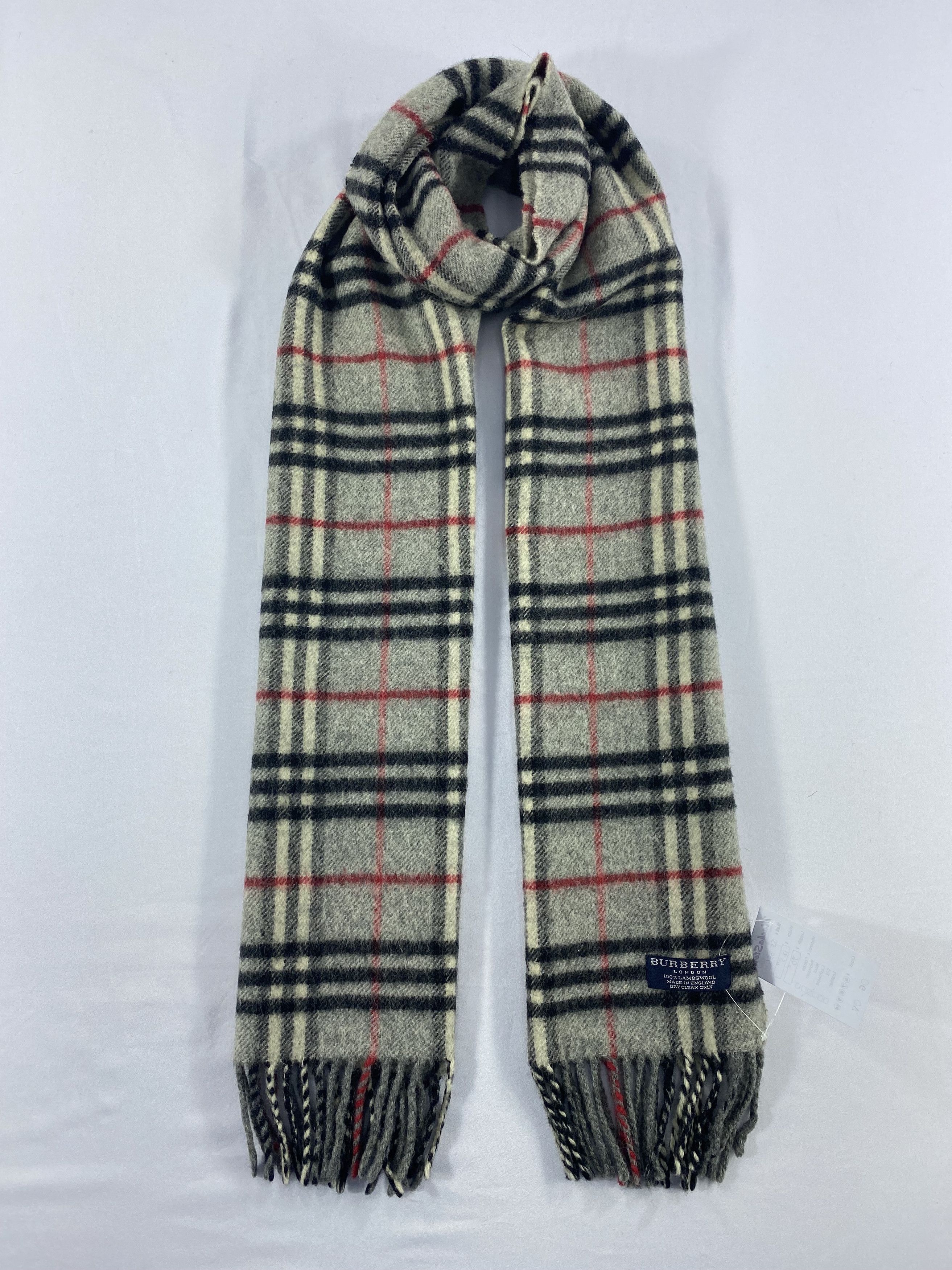 Burberry Burberry Scarf / Muffler / Neckwear Size ONE SIZE - 1 Thumbnail