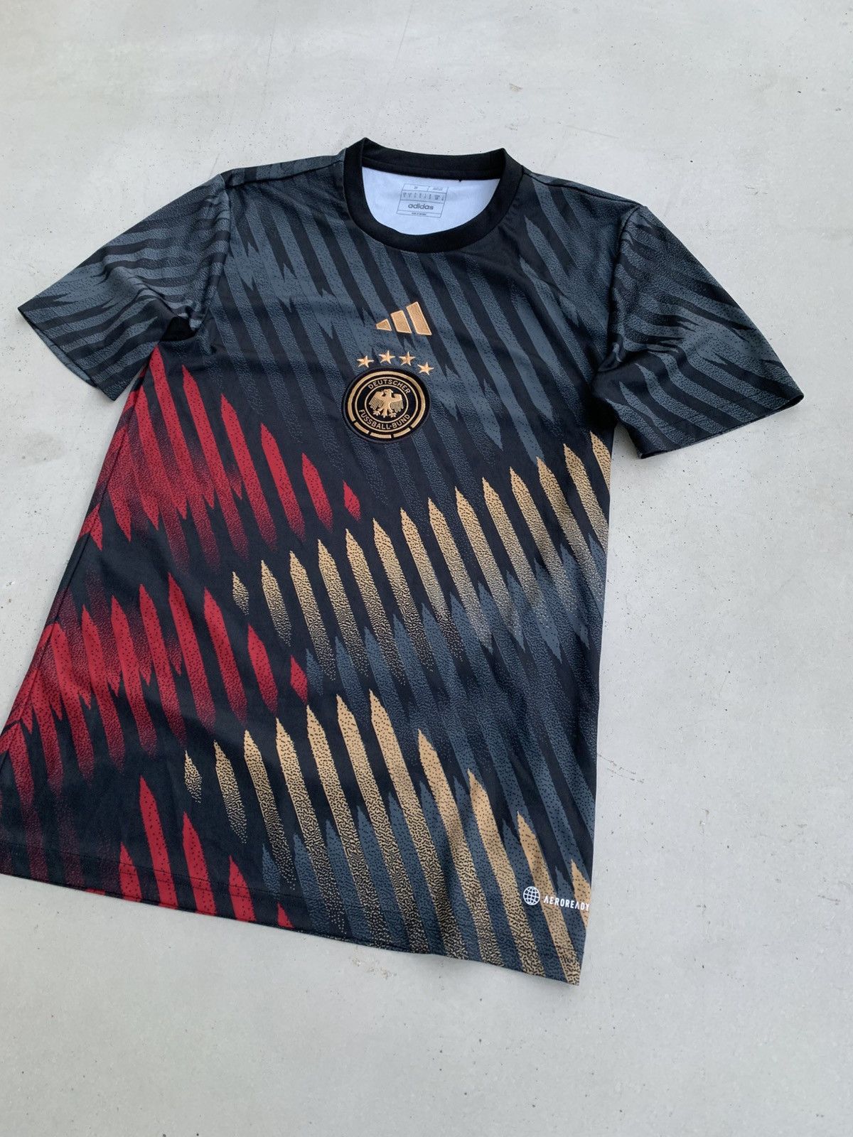 Adidas Adidas Germany Jersey Vintage Football T-shirt Sportswear Size US S / EU 44-46 / 1 - 2 Thumbnail