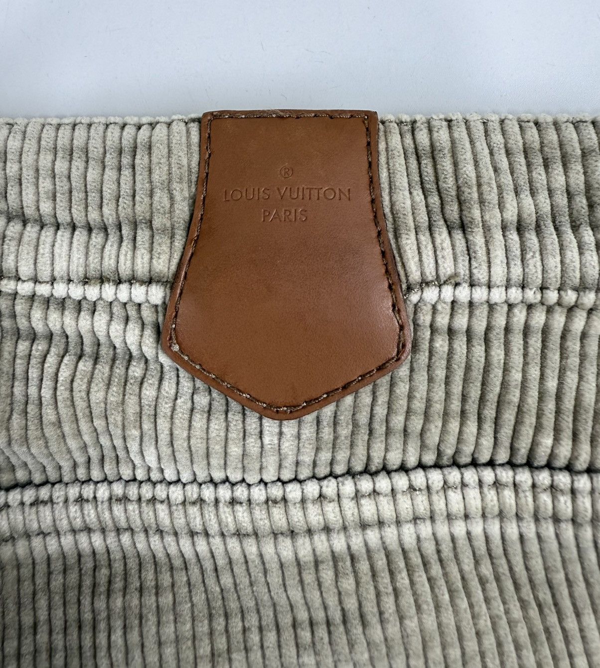 Louis Vuitton Louis Vuitton F/W’11 Ash Corduroy Pants Size US 32 / EU 48 - 13 Thumbnail